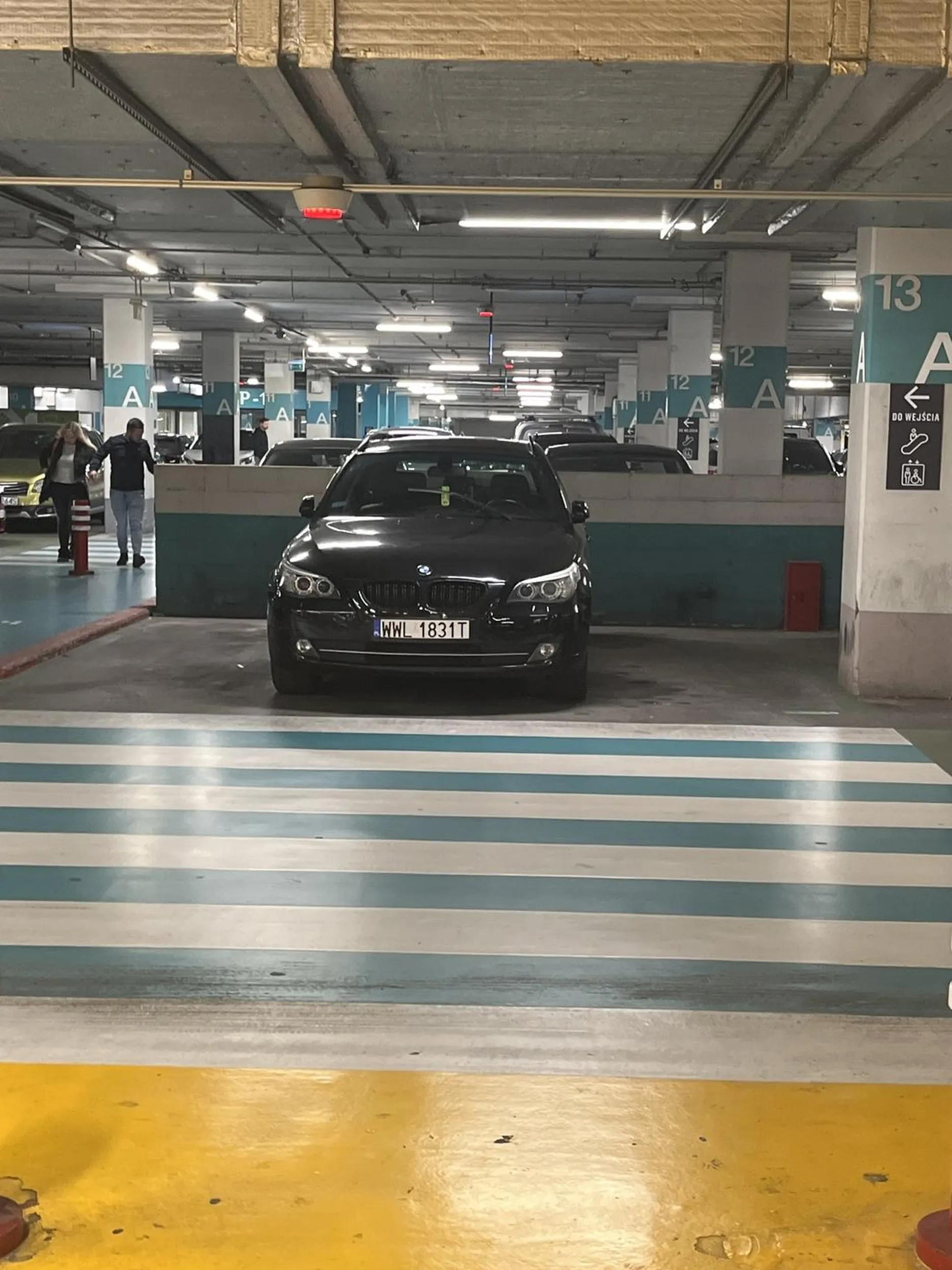 Świetne parkowanie w arkadii cymbale