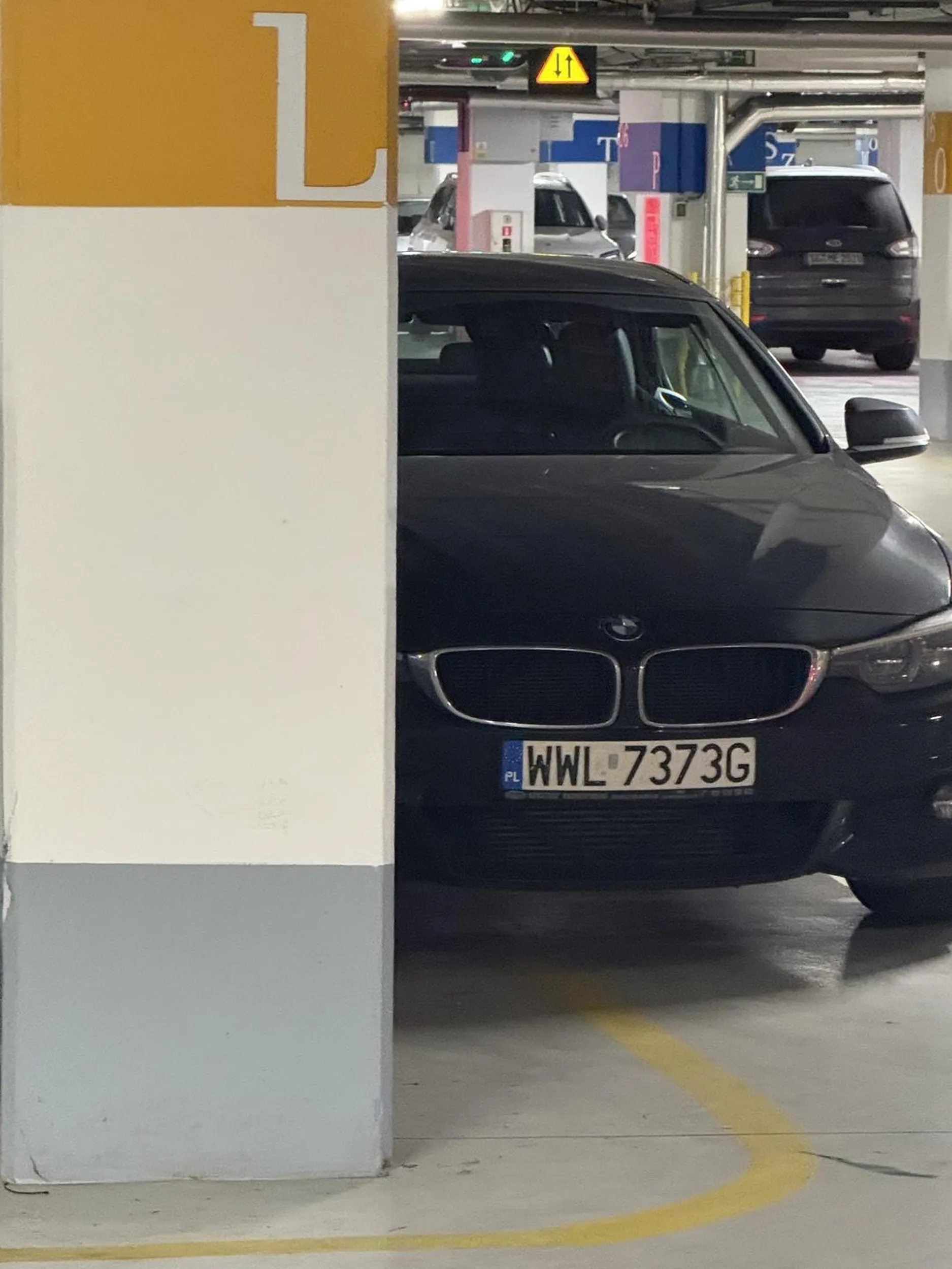 Karny C**j za C*****e parkowanie w Galerii Mokotów - obok mnóstwo miejsca Deklu