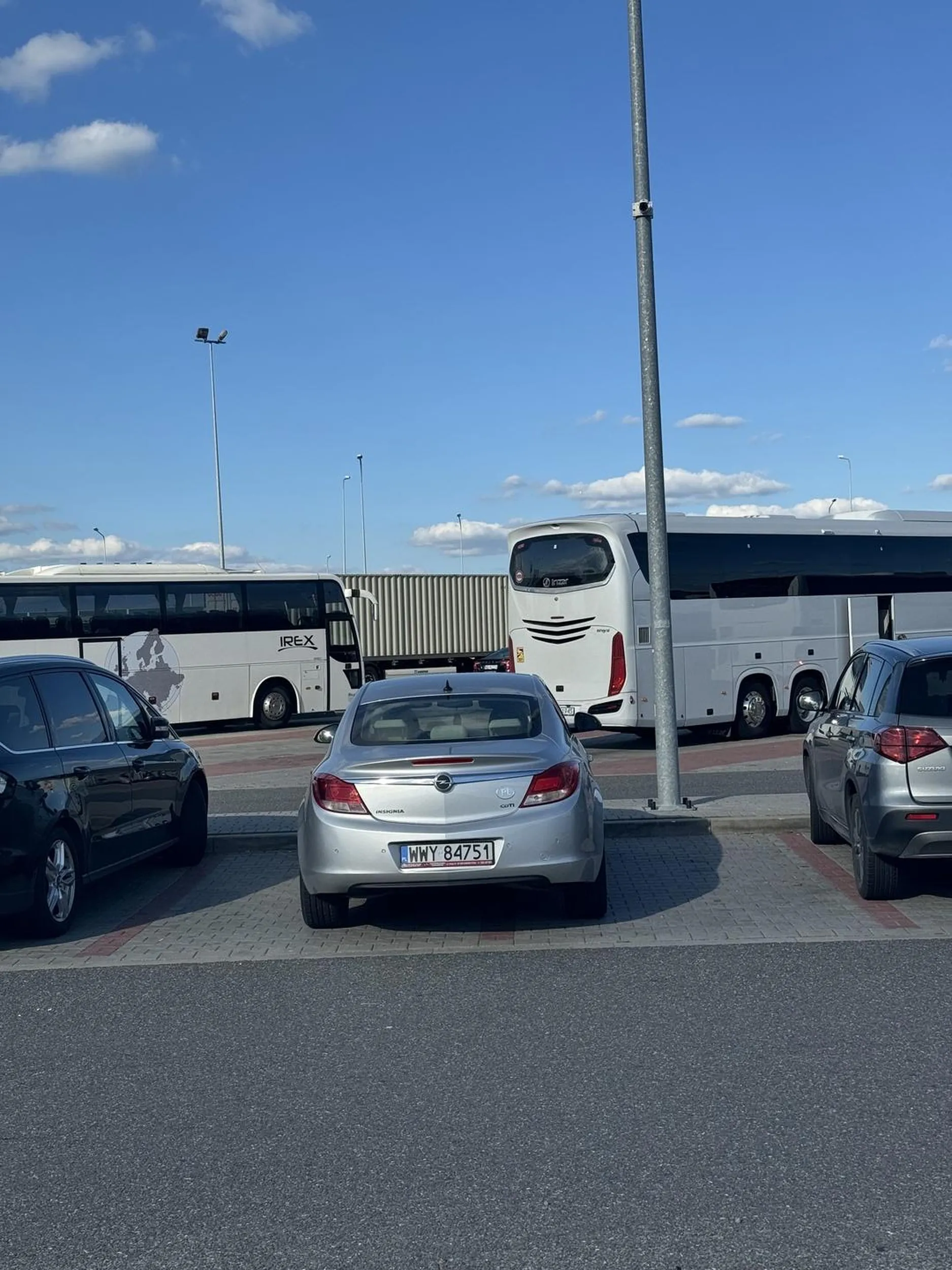 Tir na 2 miejscach ;)