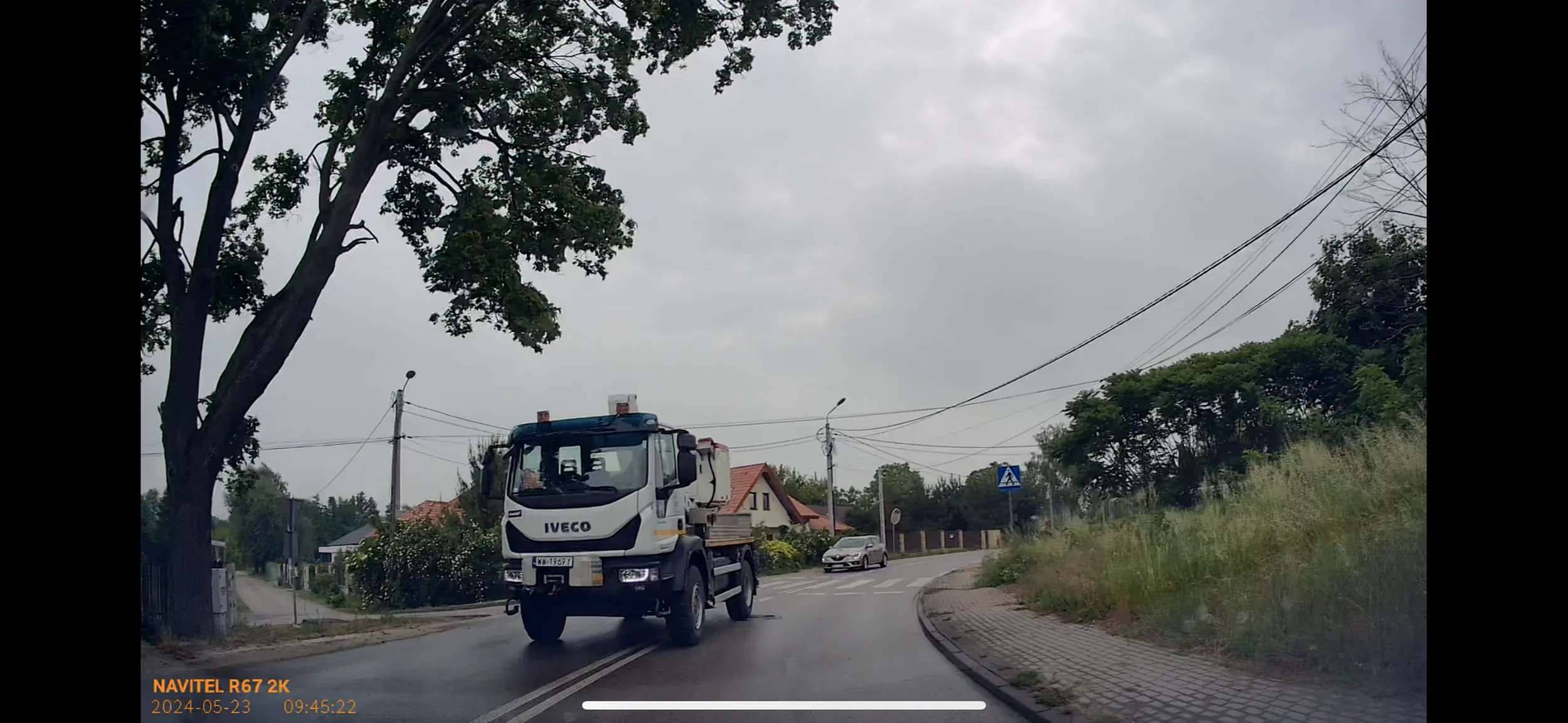 Serdecznie nie pozdrawiam zjeba ścinającego zakręt ciężarówką