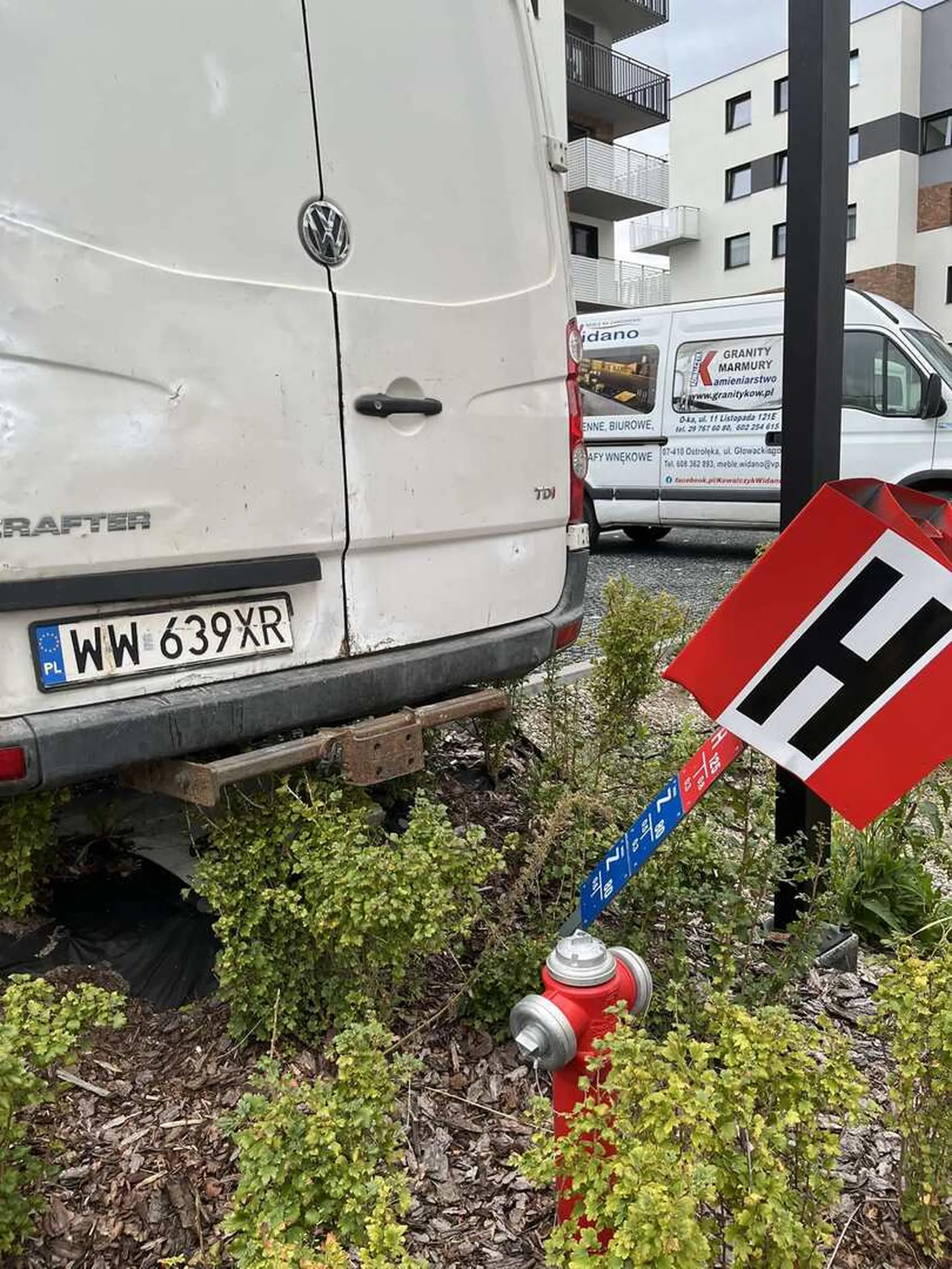 Jak remontuje Pan mieszkania tak jak parkuje to współczuje klientom