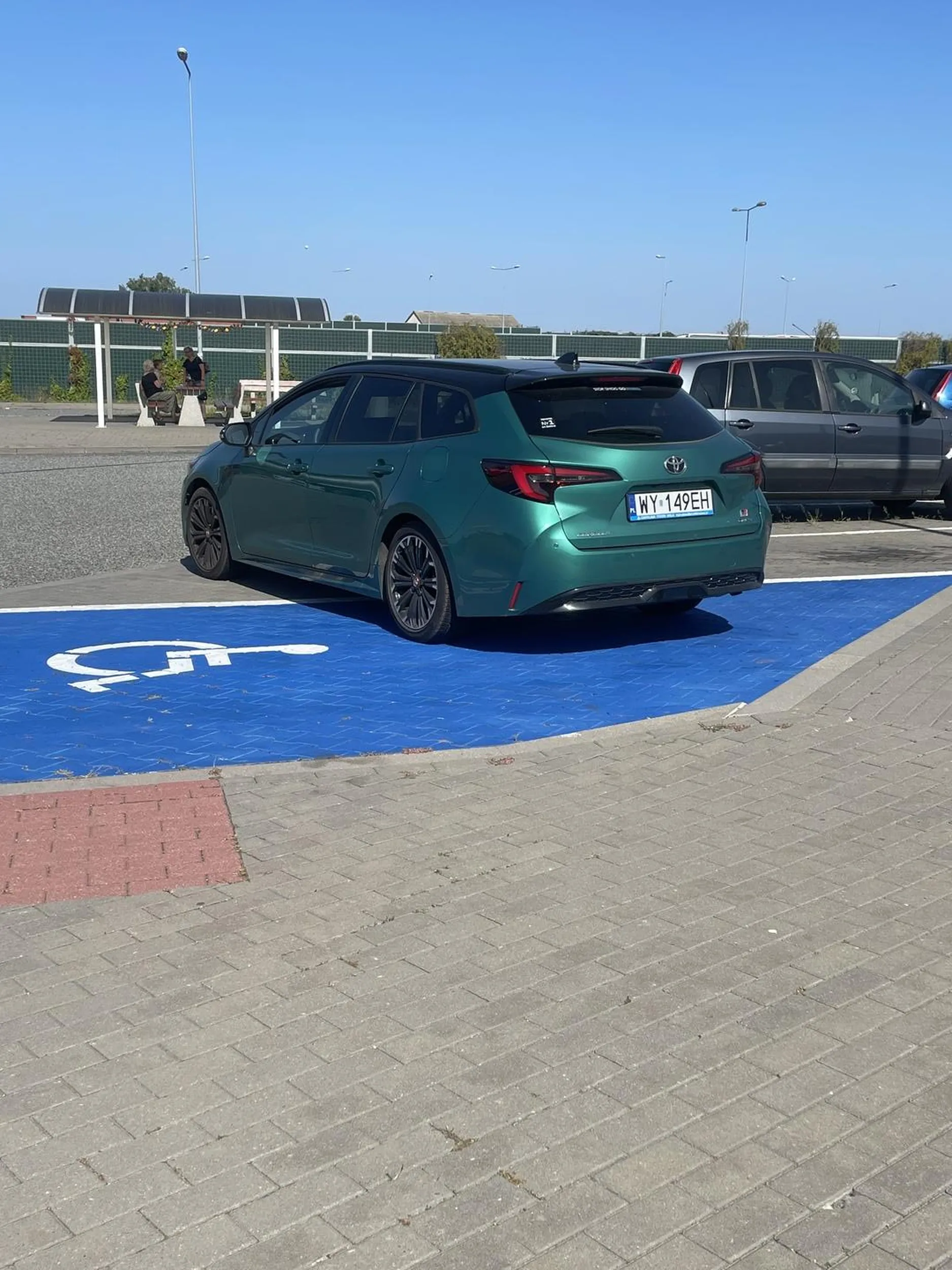 Tylko warszawka potrafi tak stanąć