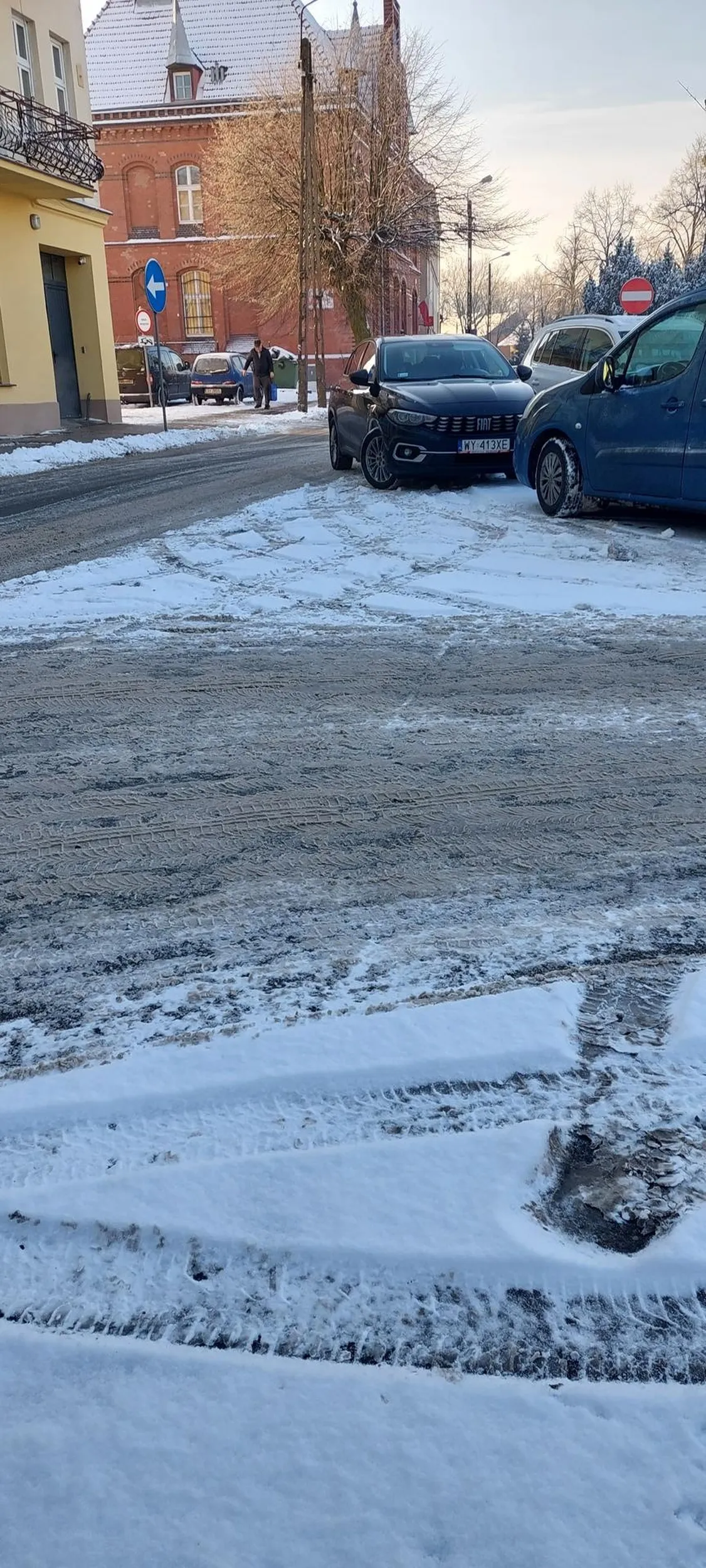 Brawo za parkowanie w takim miejscu