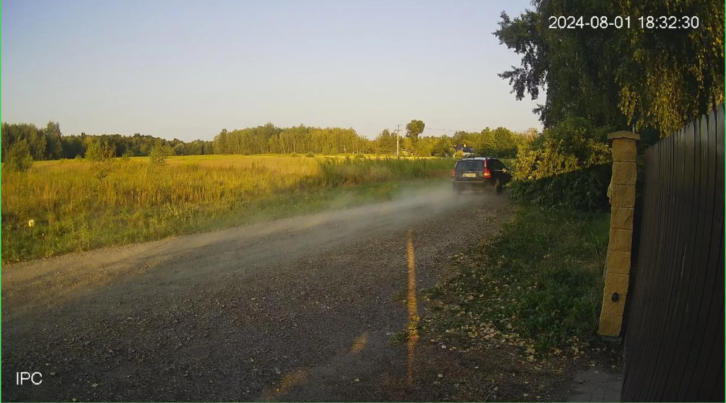 Ameba w Volvo który jeździ za szybko