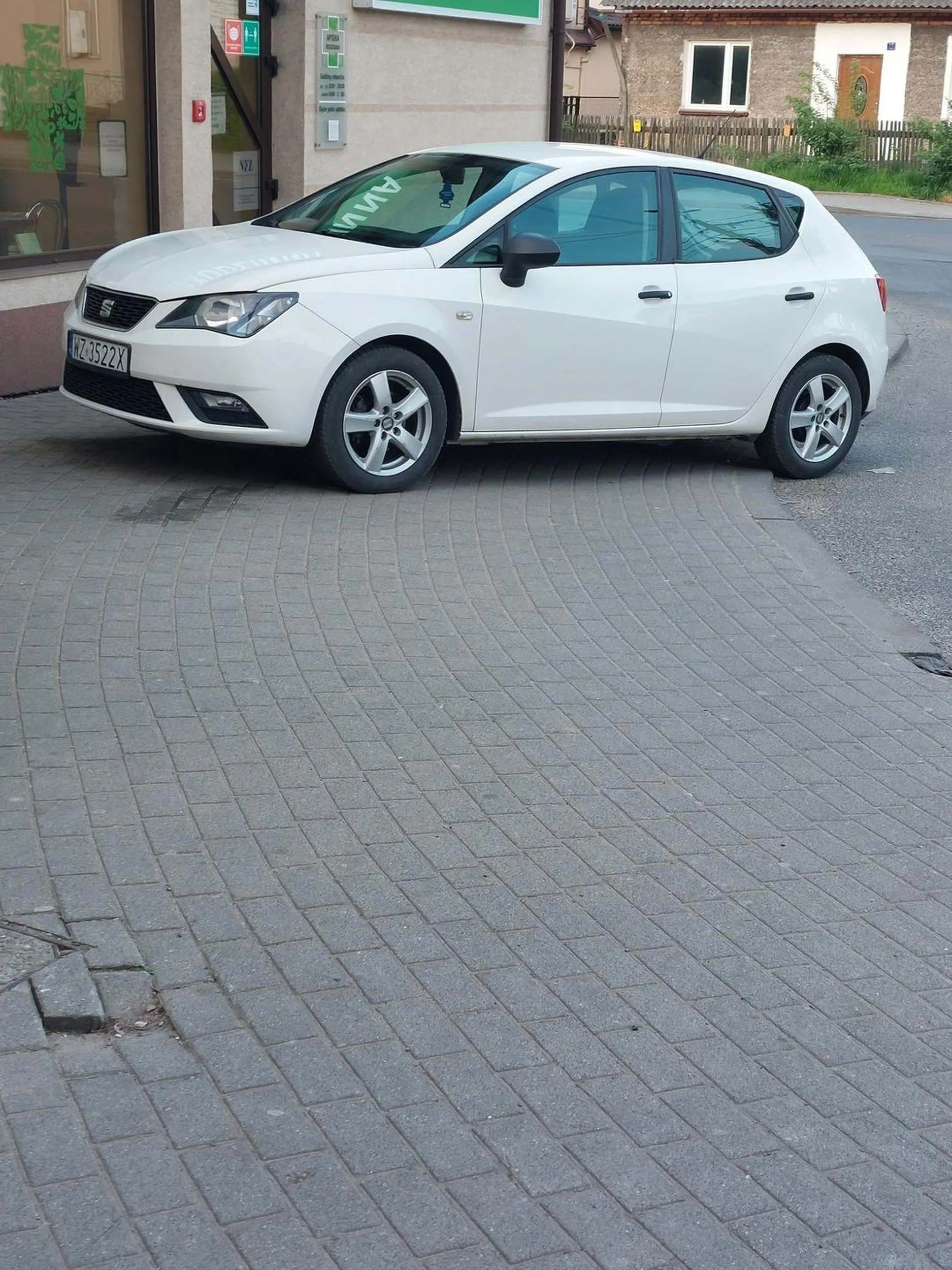 Kolega nie umie parkowac