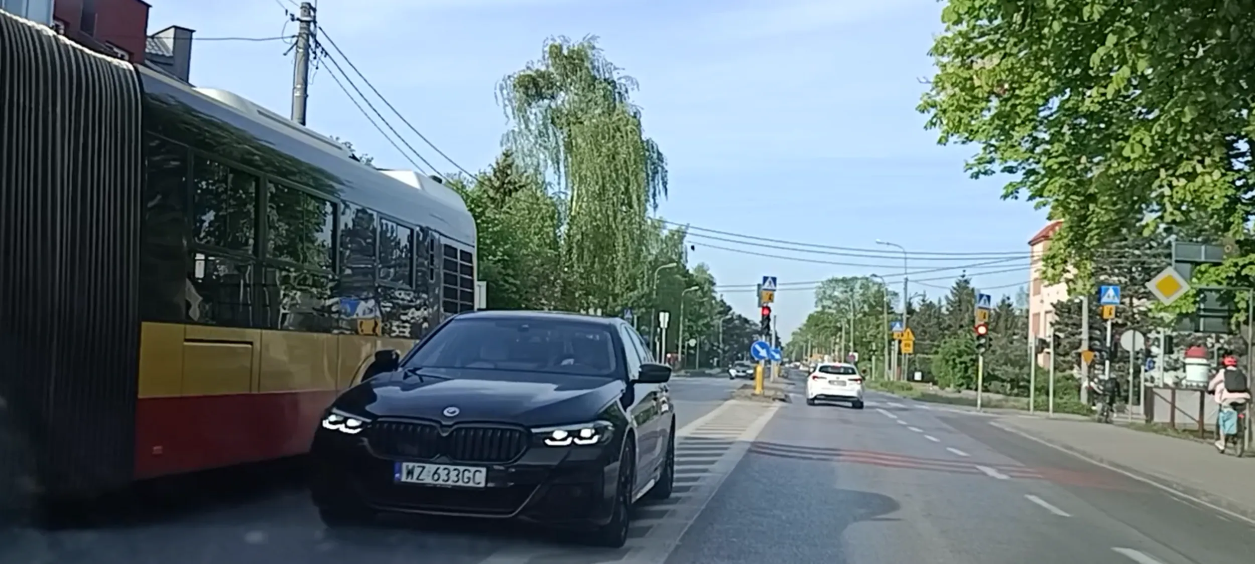 Prawie we mnie  uderzył wuj jeden