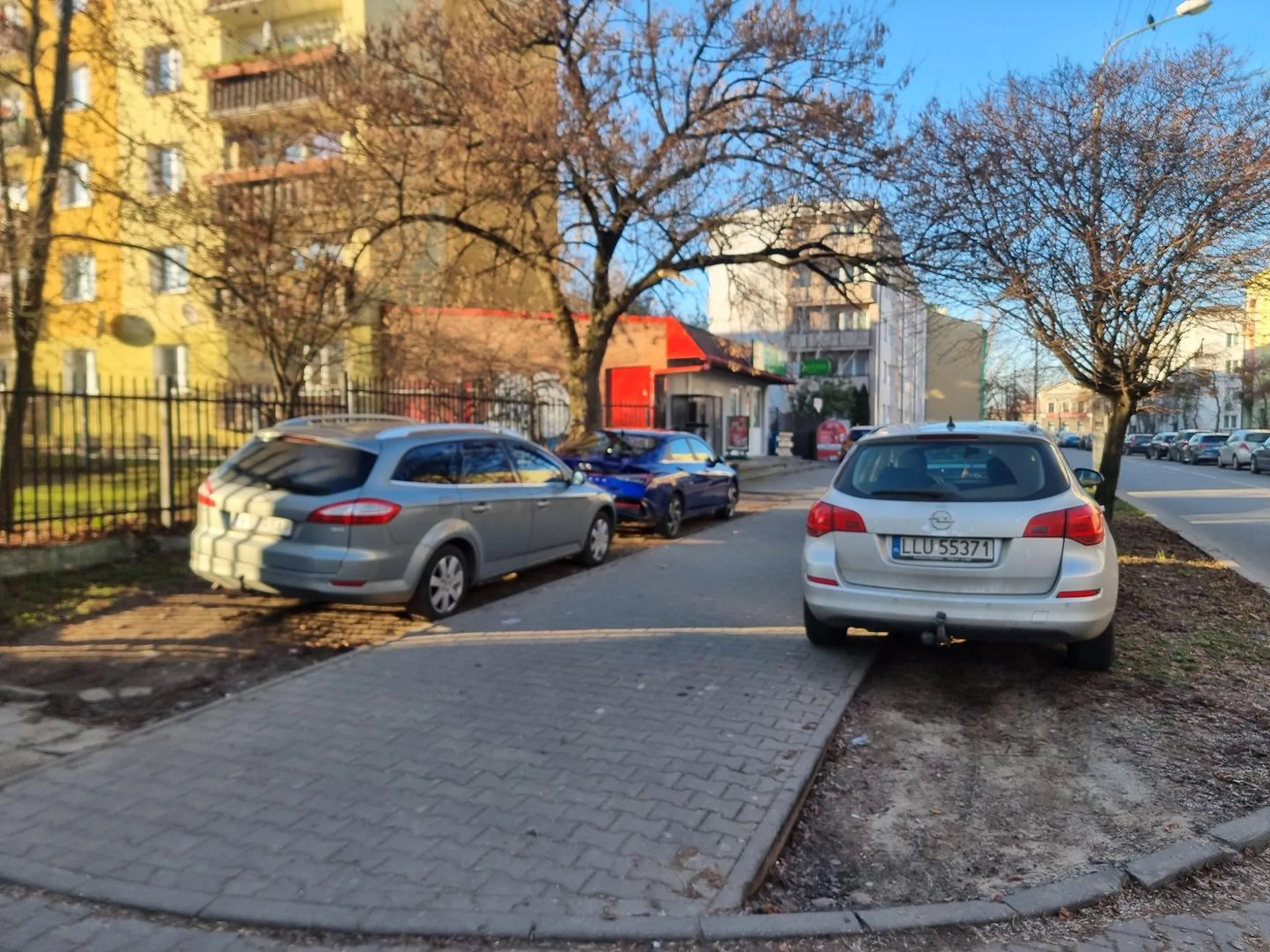 Przyjechał z Warszawy do Radomia i paruje jak we wsi Warszawa