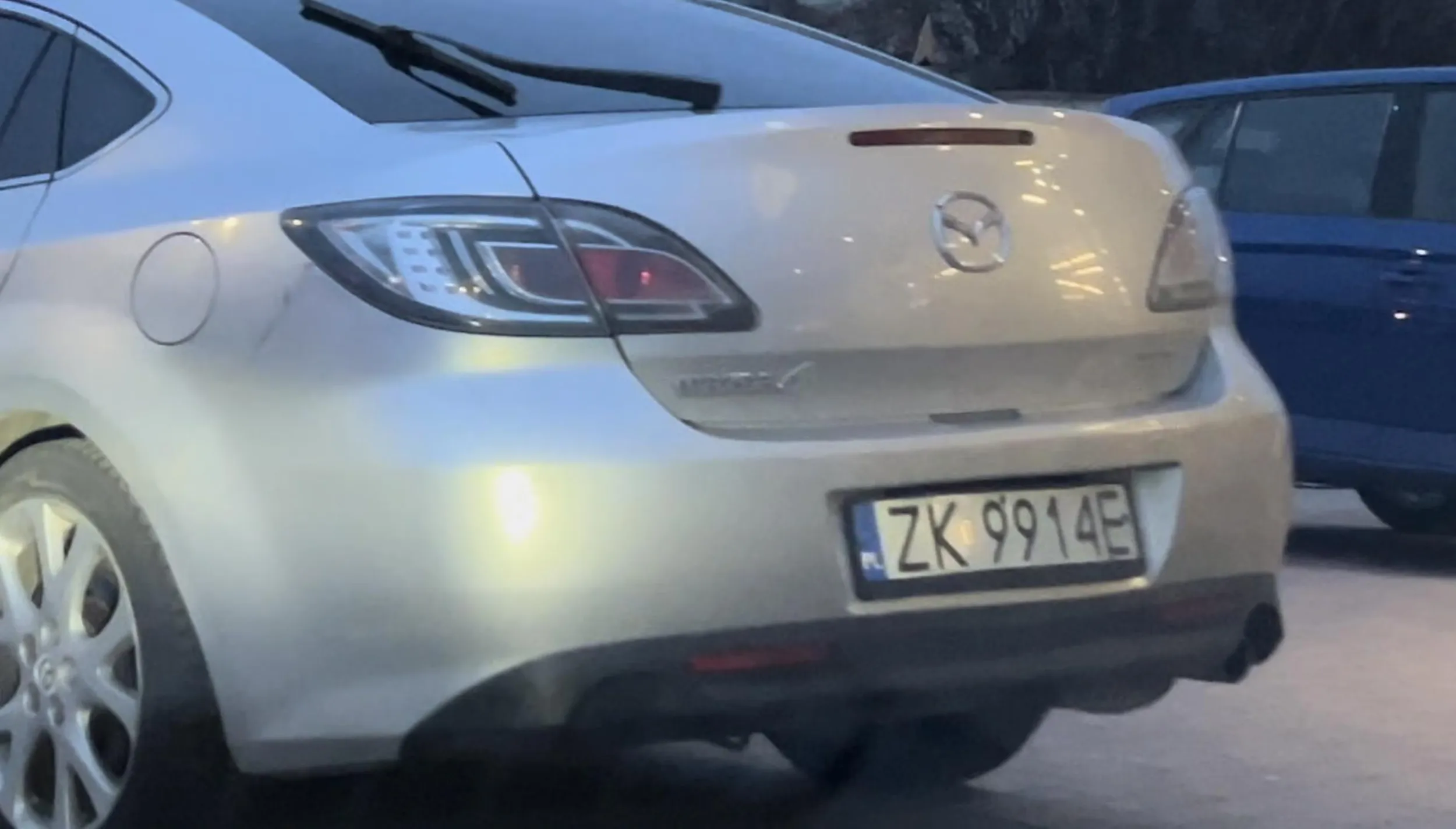 Ameba Parkingowa… blokuje przejazd.. Pruszków, aleje Jerozolimskie 454