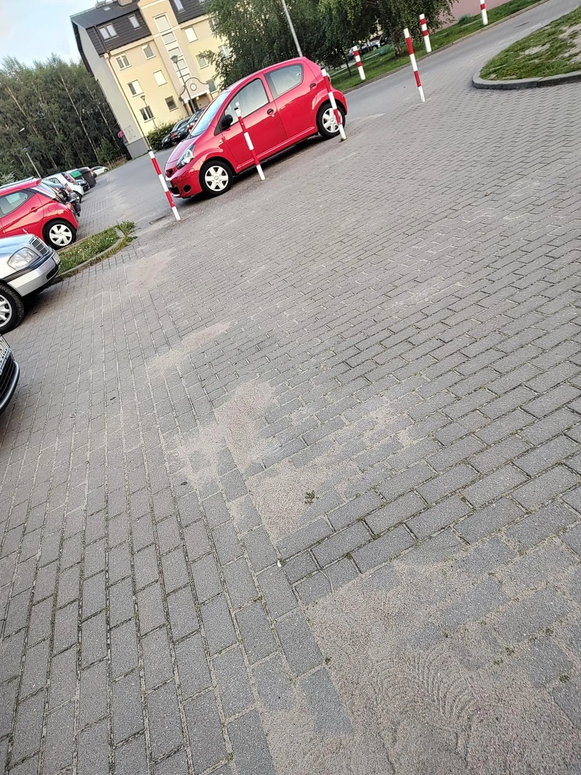 Gdzie parkujesz paczkomacie
