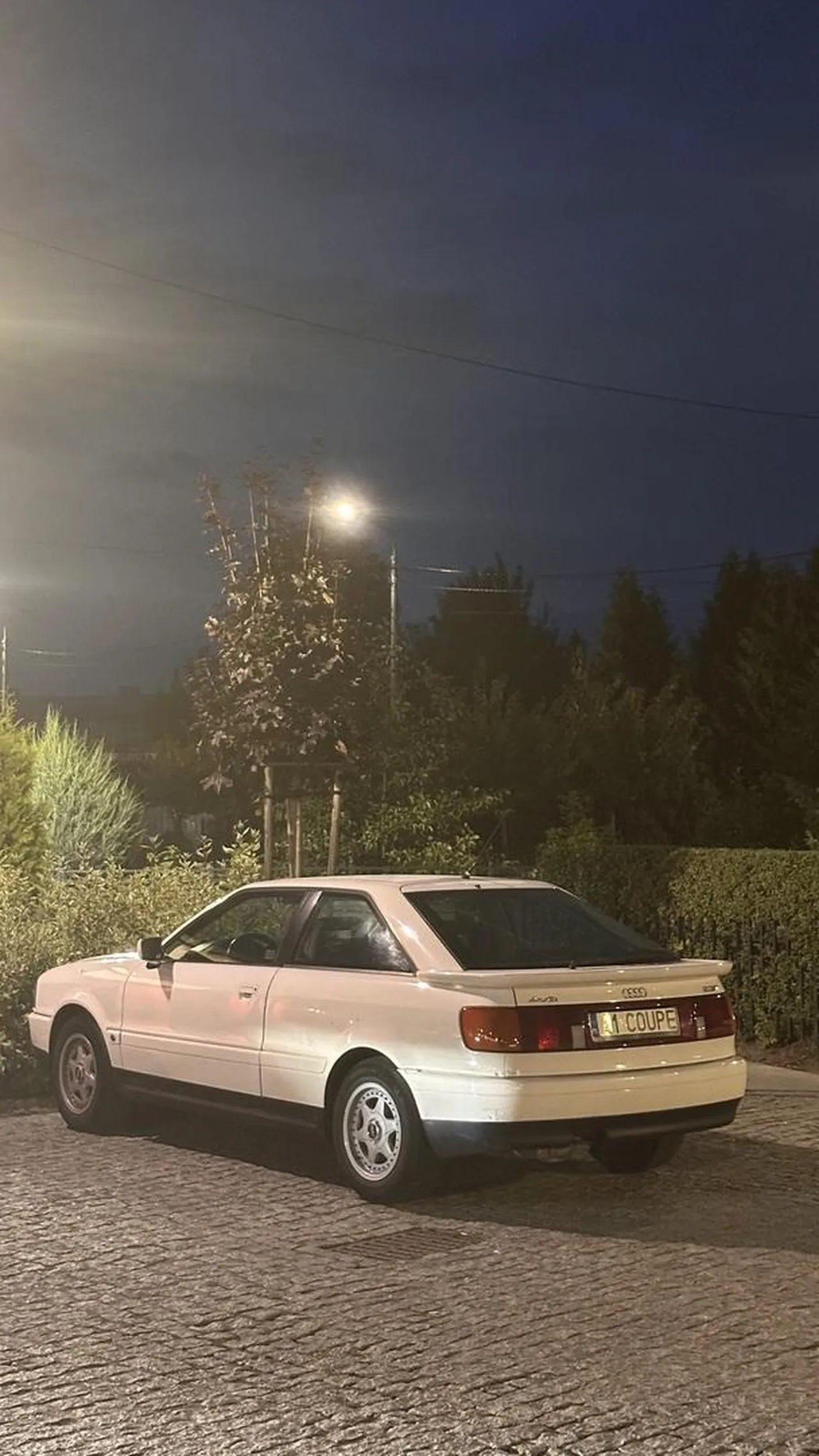 piekne auto bardzo szanuje