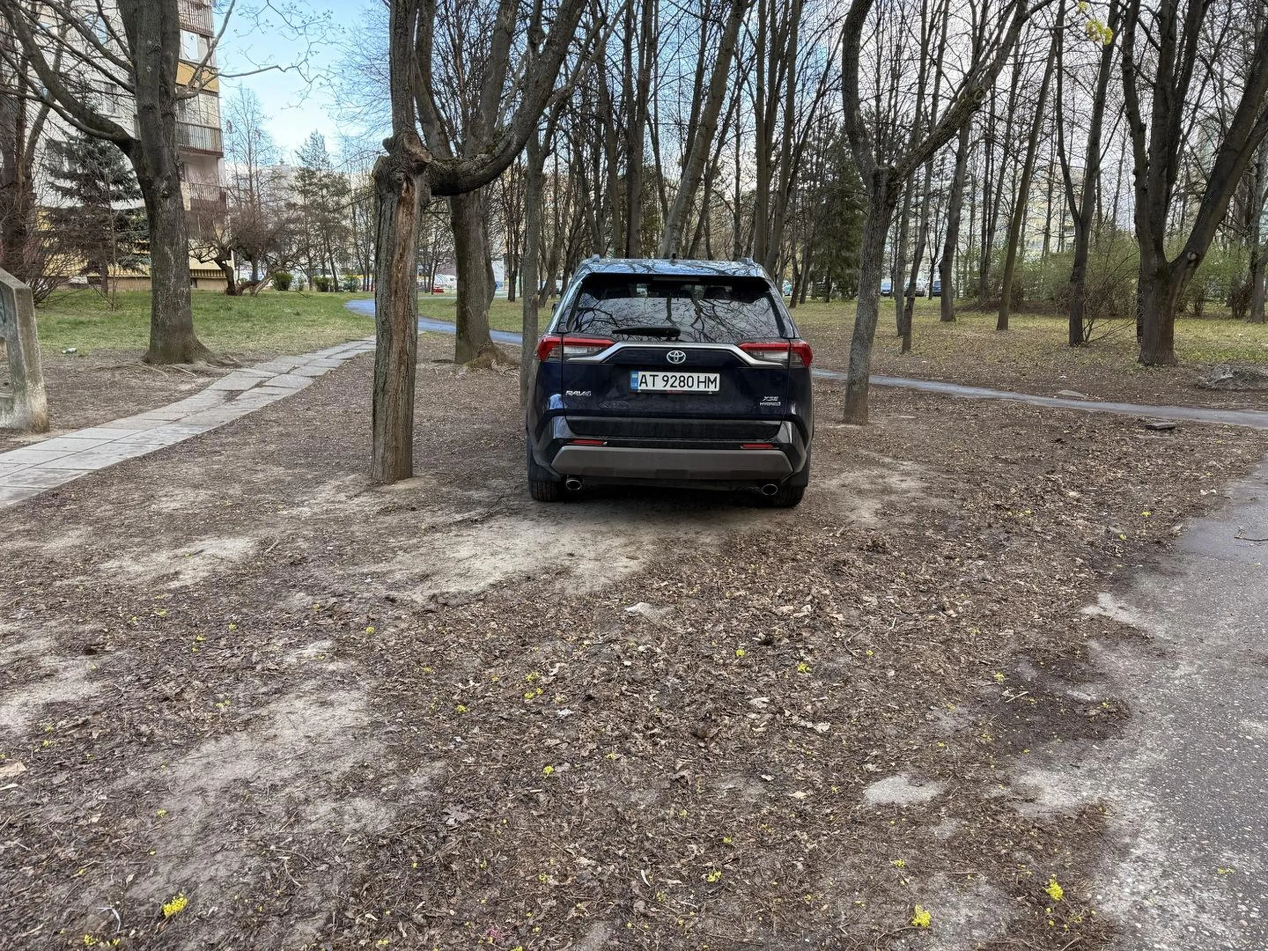 Naucz się parkować Ukrainko! Na froncie czekają na ciebie….