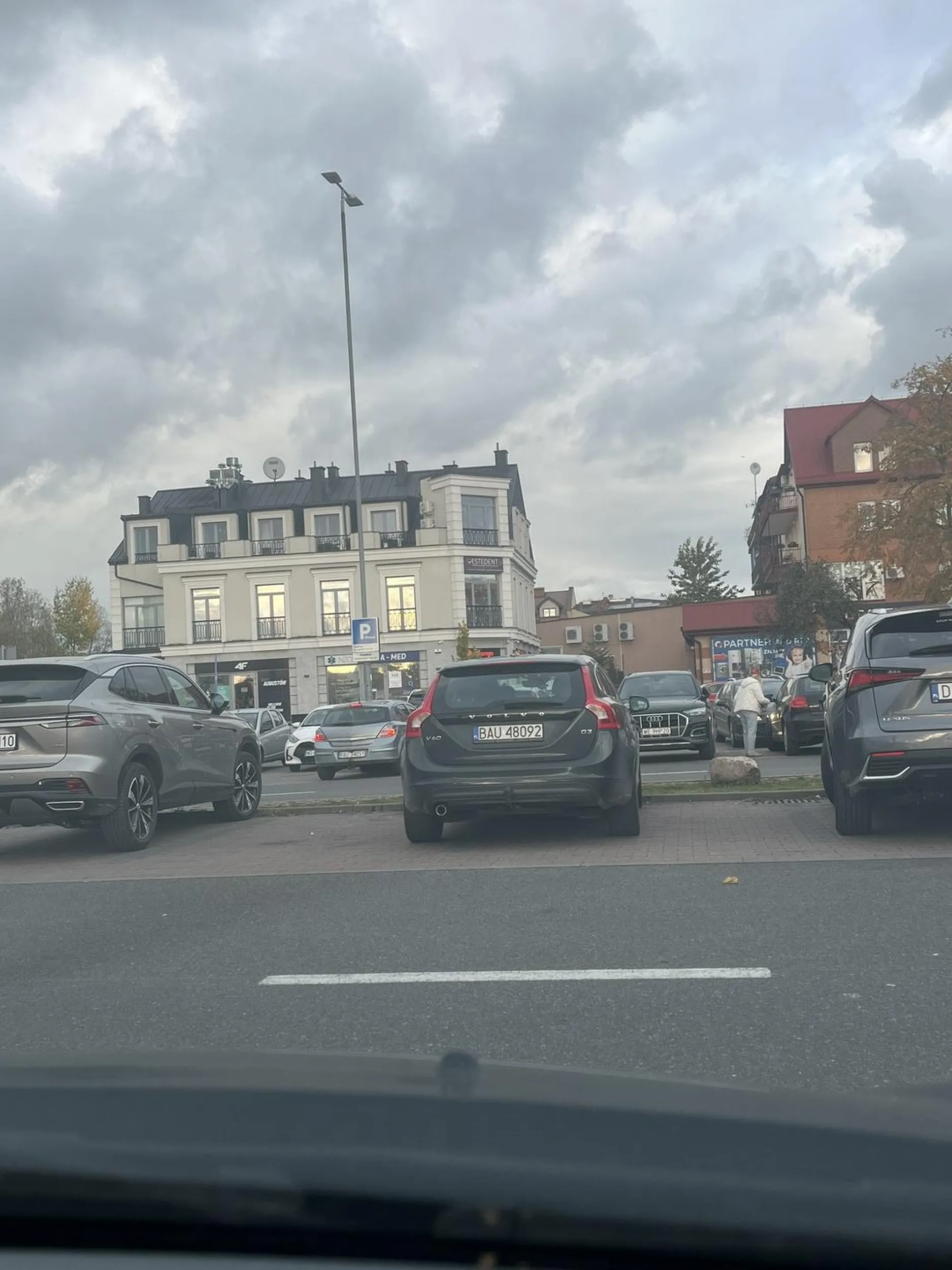 Zajebiste parkowanie lala