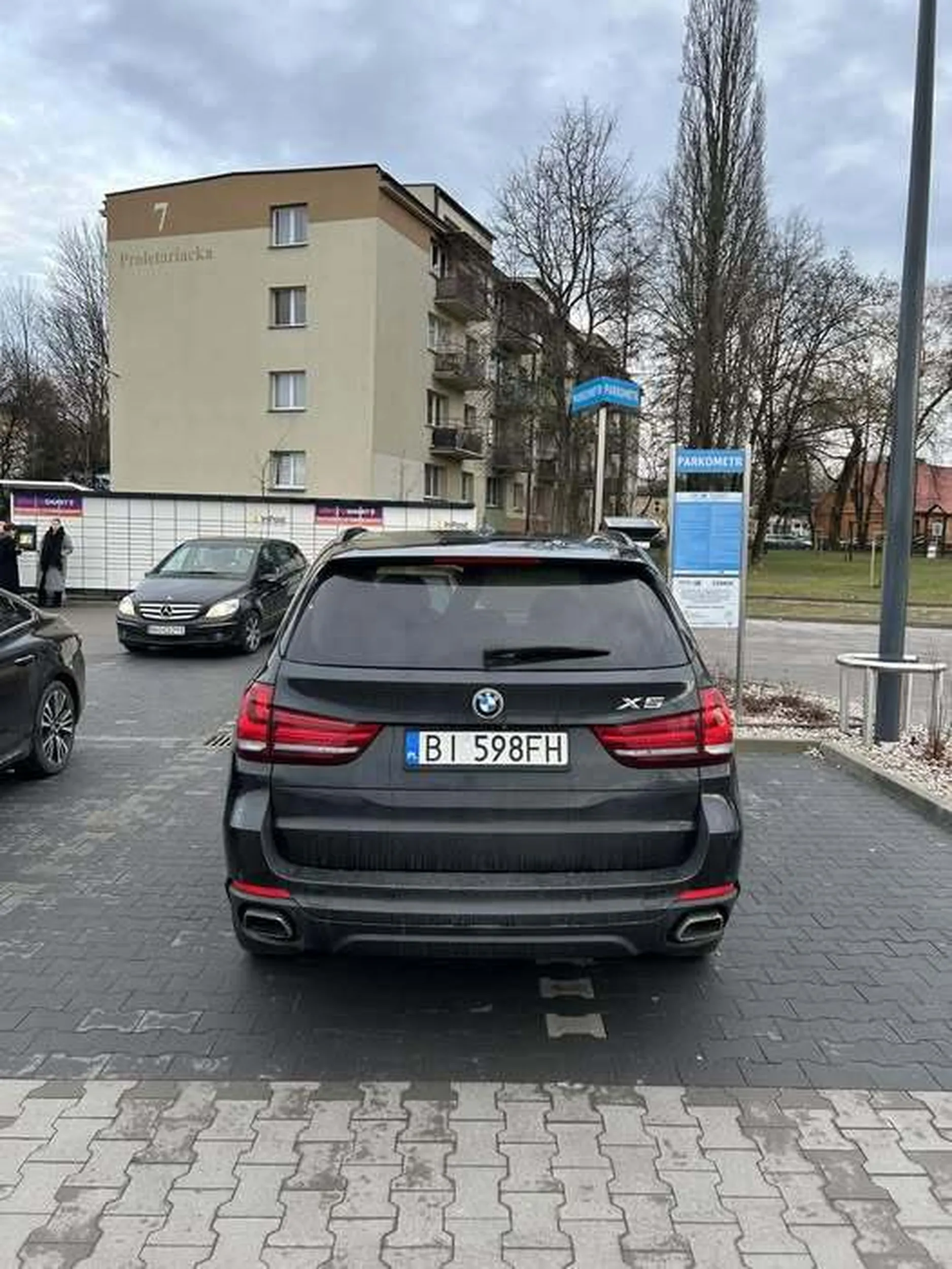 ahh Ci kierowcy BMW :)