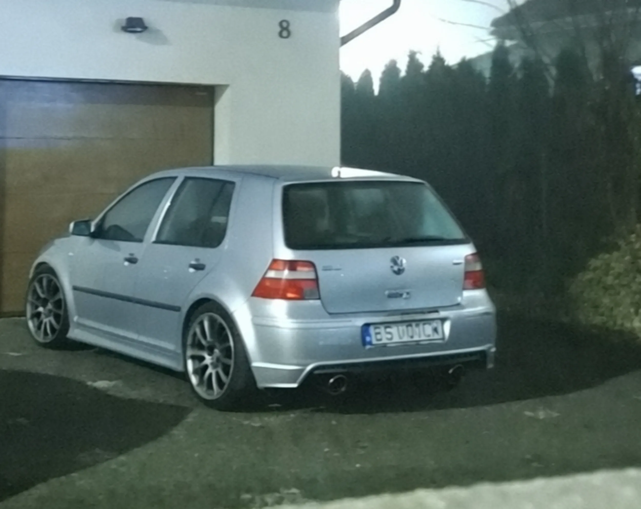 Fajna furka dobrze porobiona teraz chyba na zimowkach jezdzi pozdro