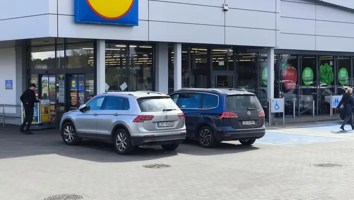 i kolejny do kolekcji spod lidla