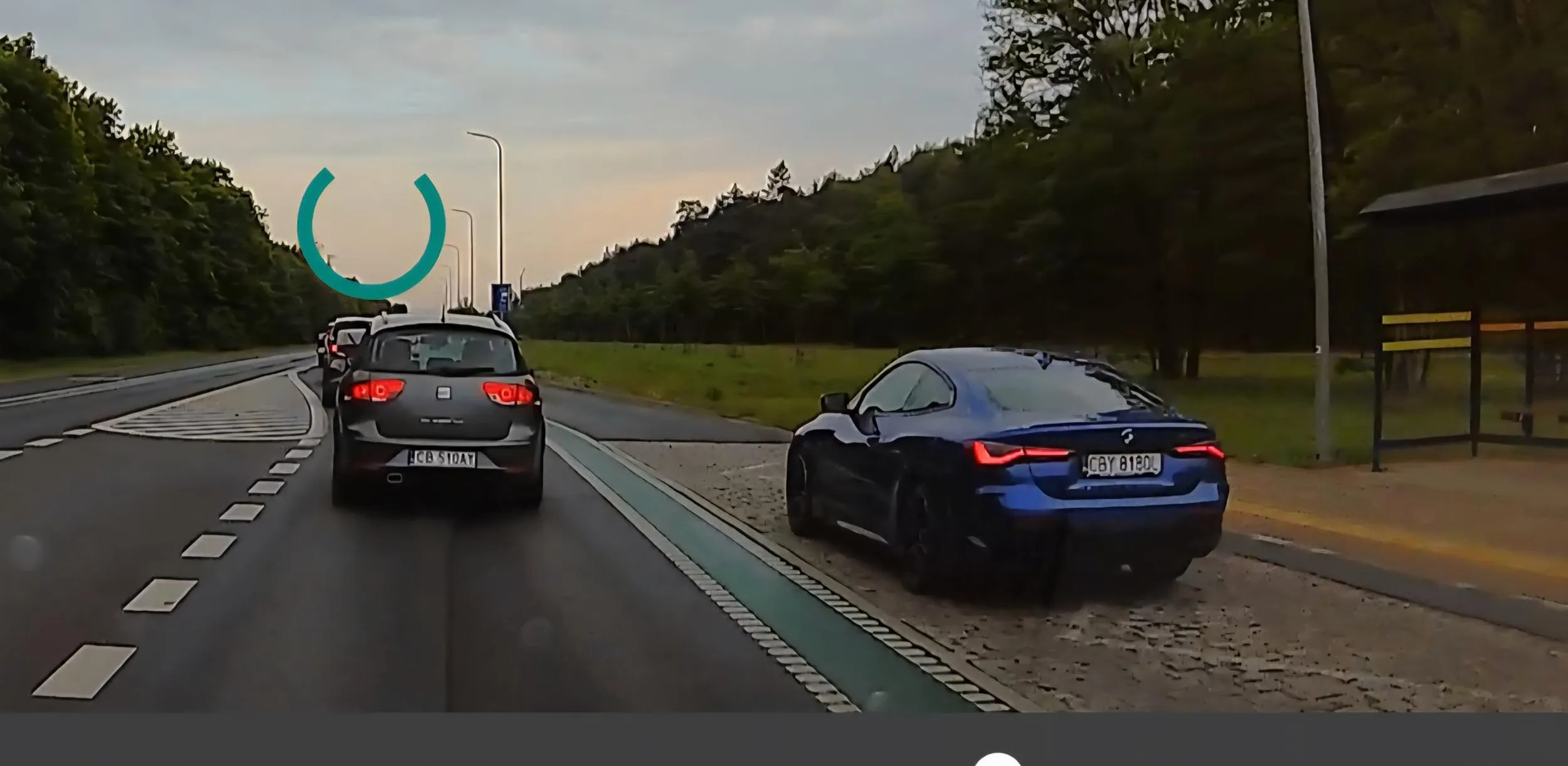 Jak powszechnie wiadomo kierowcy BMW to nadludzie i mogą sobie wyprzedzać plebs jeżdżąc buspasem