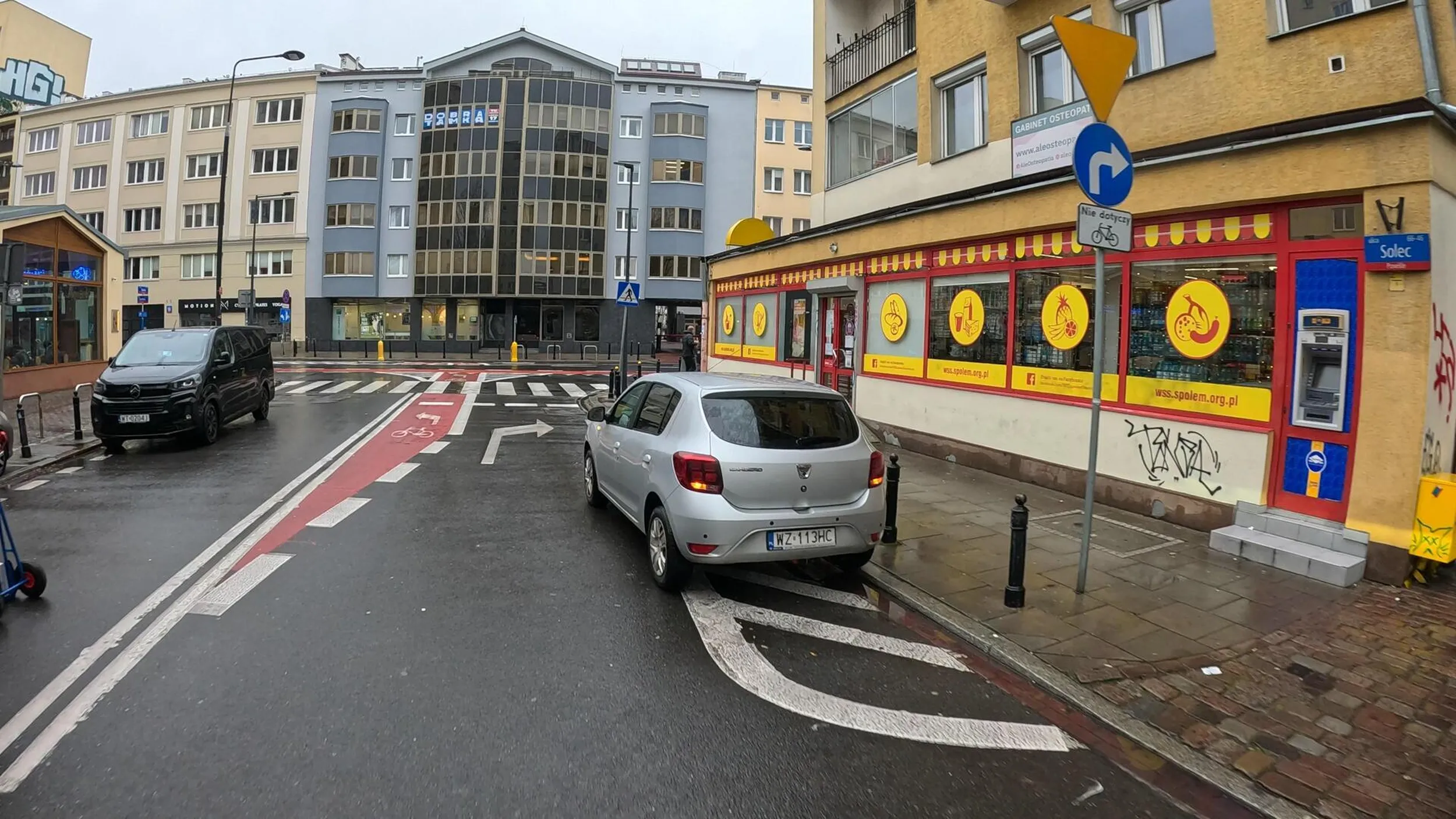 Nielegalnie zajmuje miejsce dla inwalidów