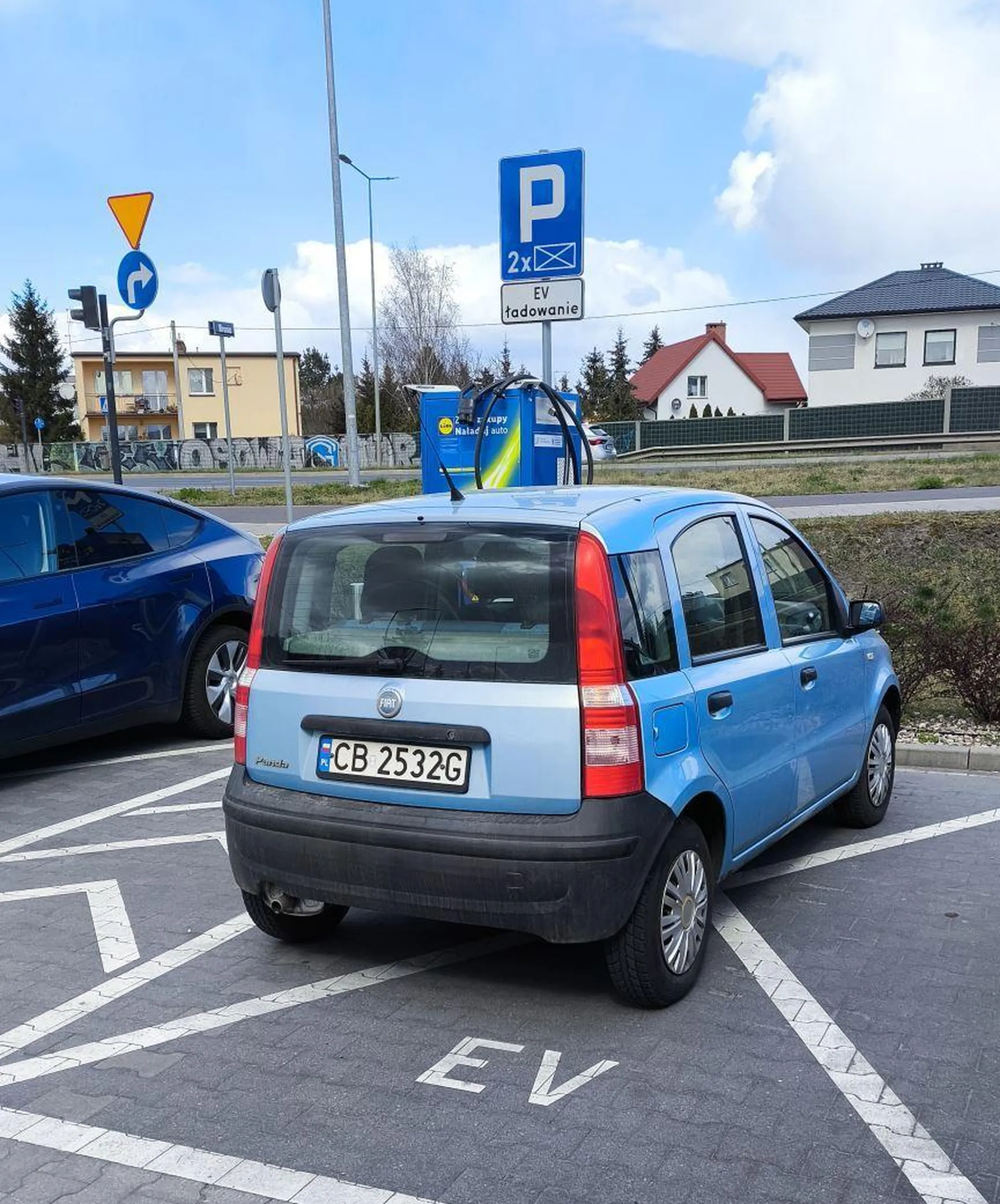 nowa elektryczna wersja fiata panda