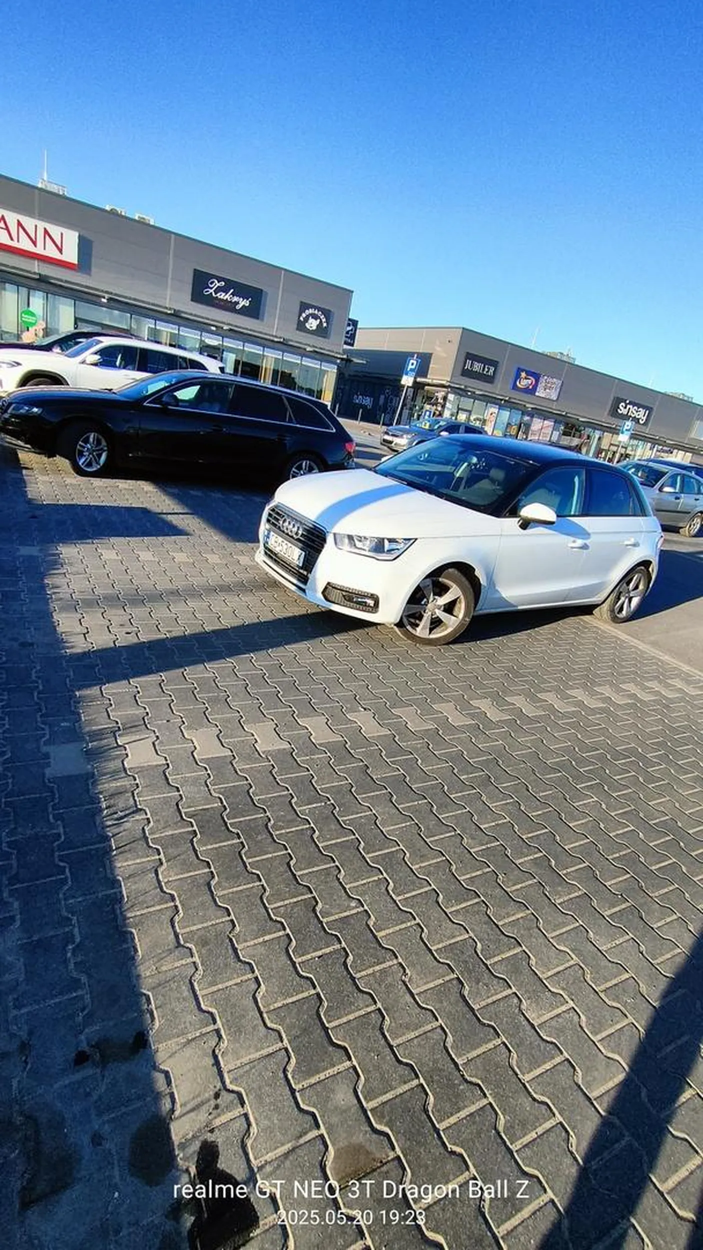 Pozdrawiam kierowcę Audi fajnie zaprakowałeś/aś