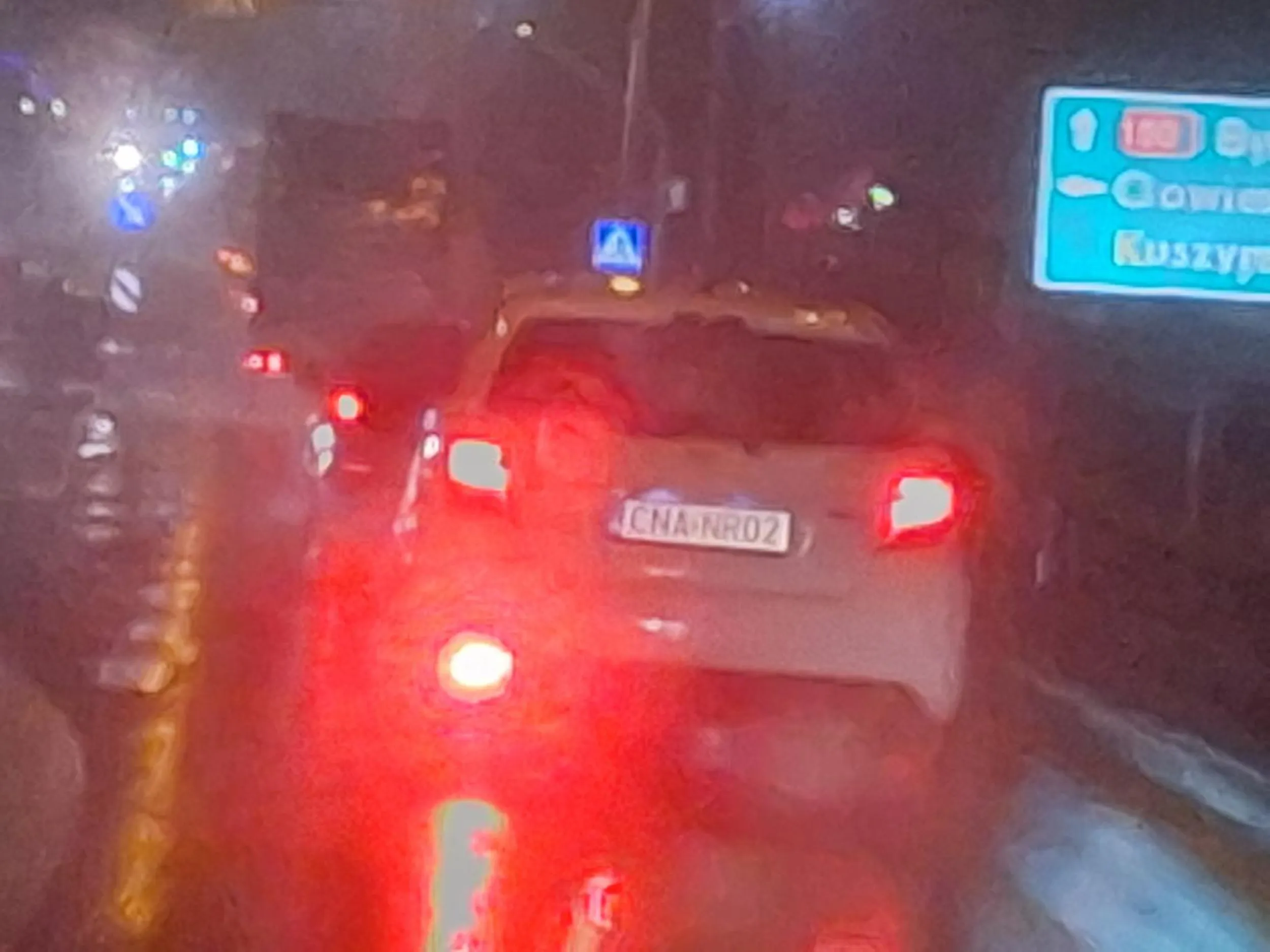 okropna mgła na widocznosc metra