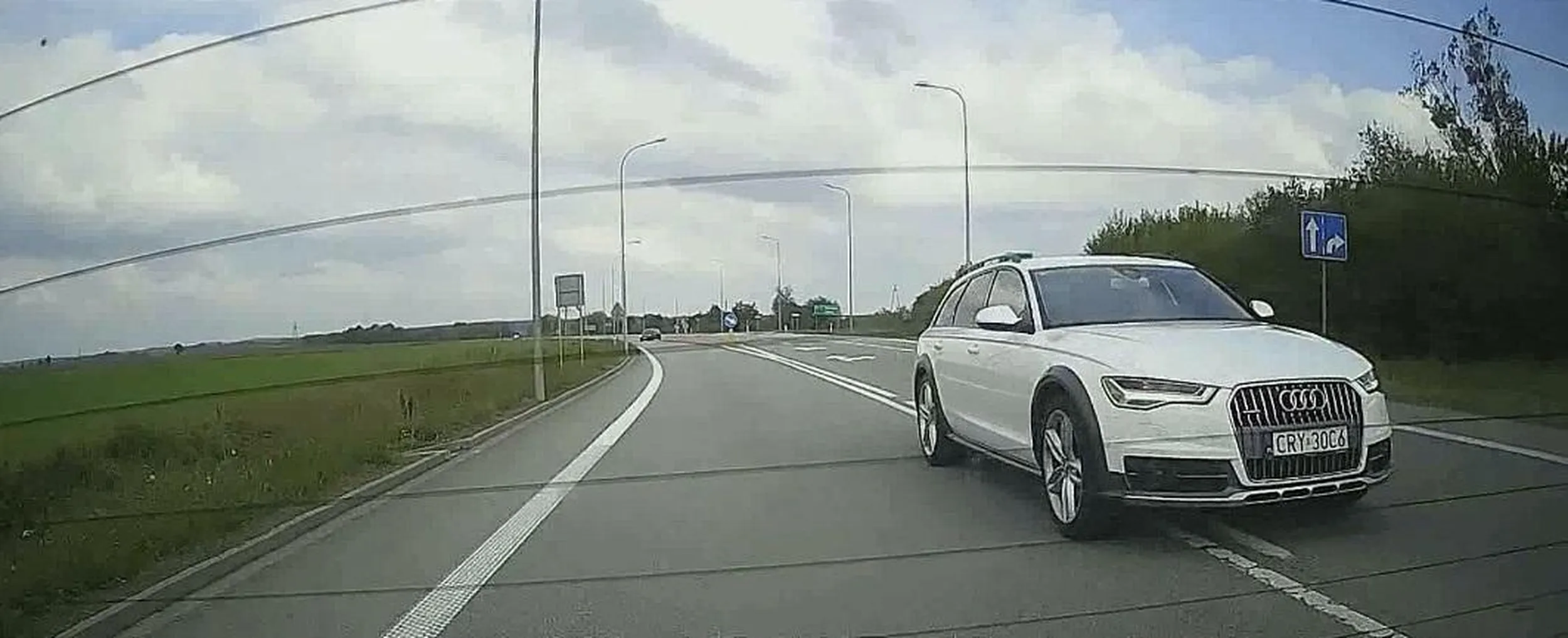 Jaki piękny pokaz pirackiej jazdy..... co cię tak popędza hę ?