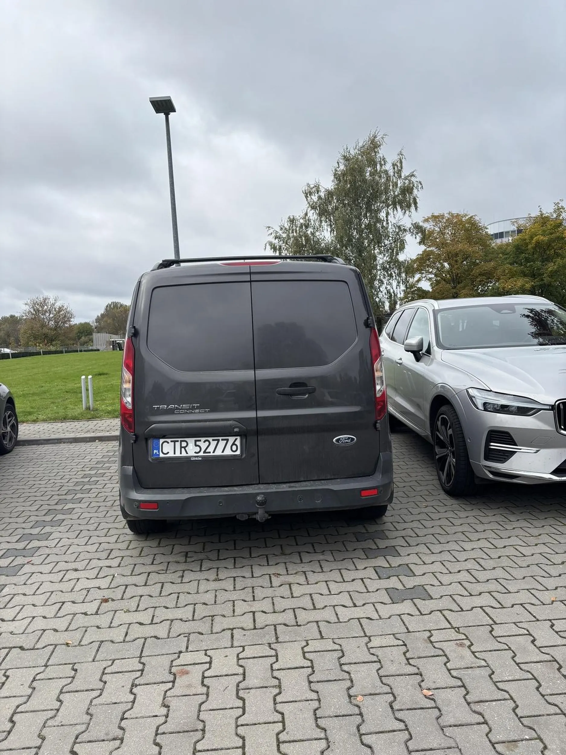 Kolejny as parkowania