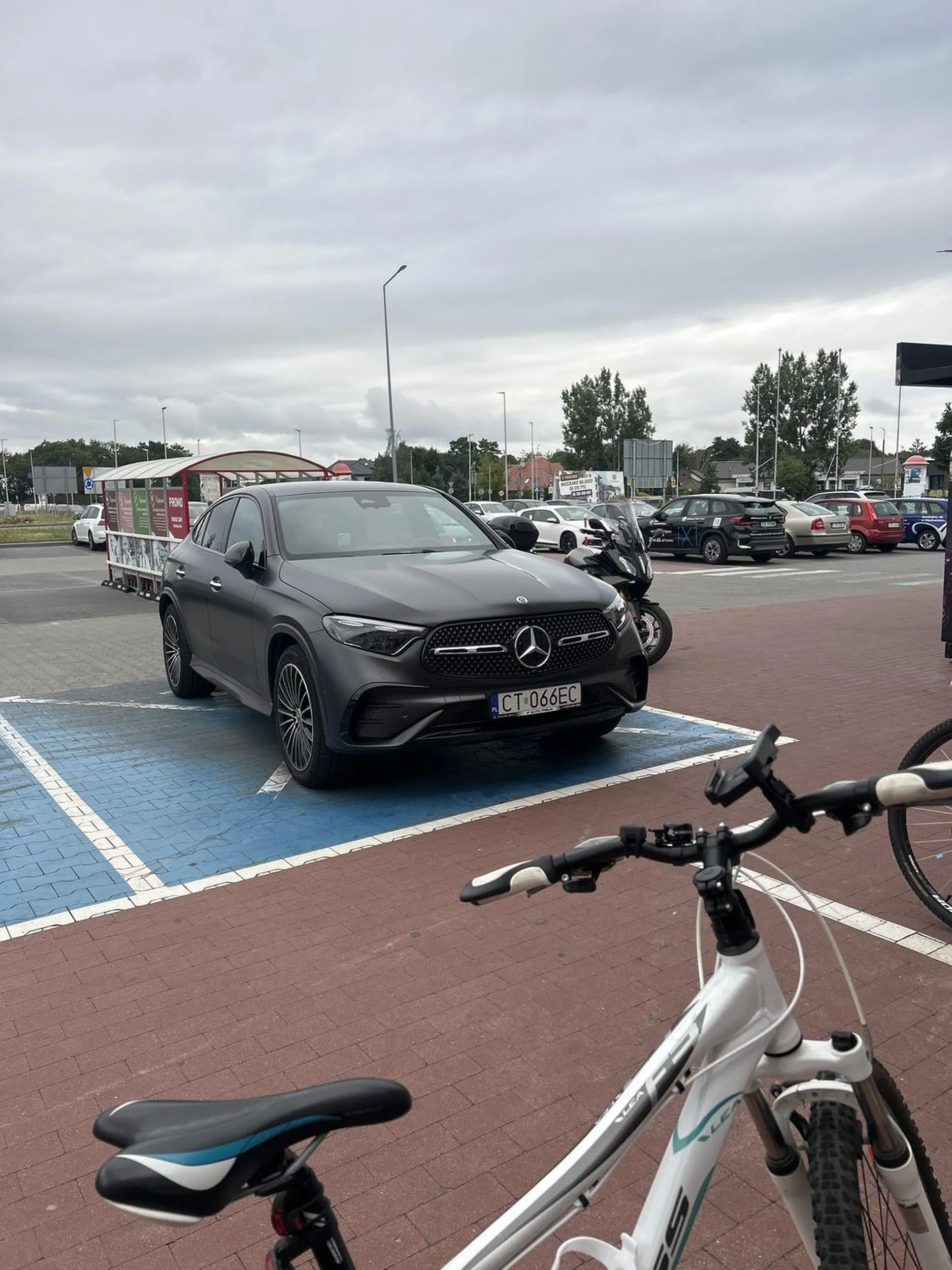 Niepełnosprawny chyba umysłowo