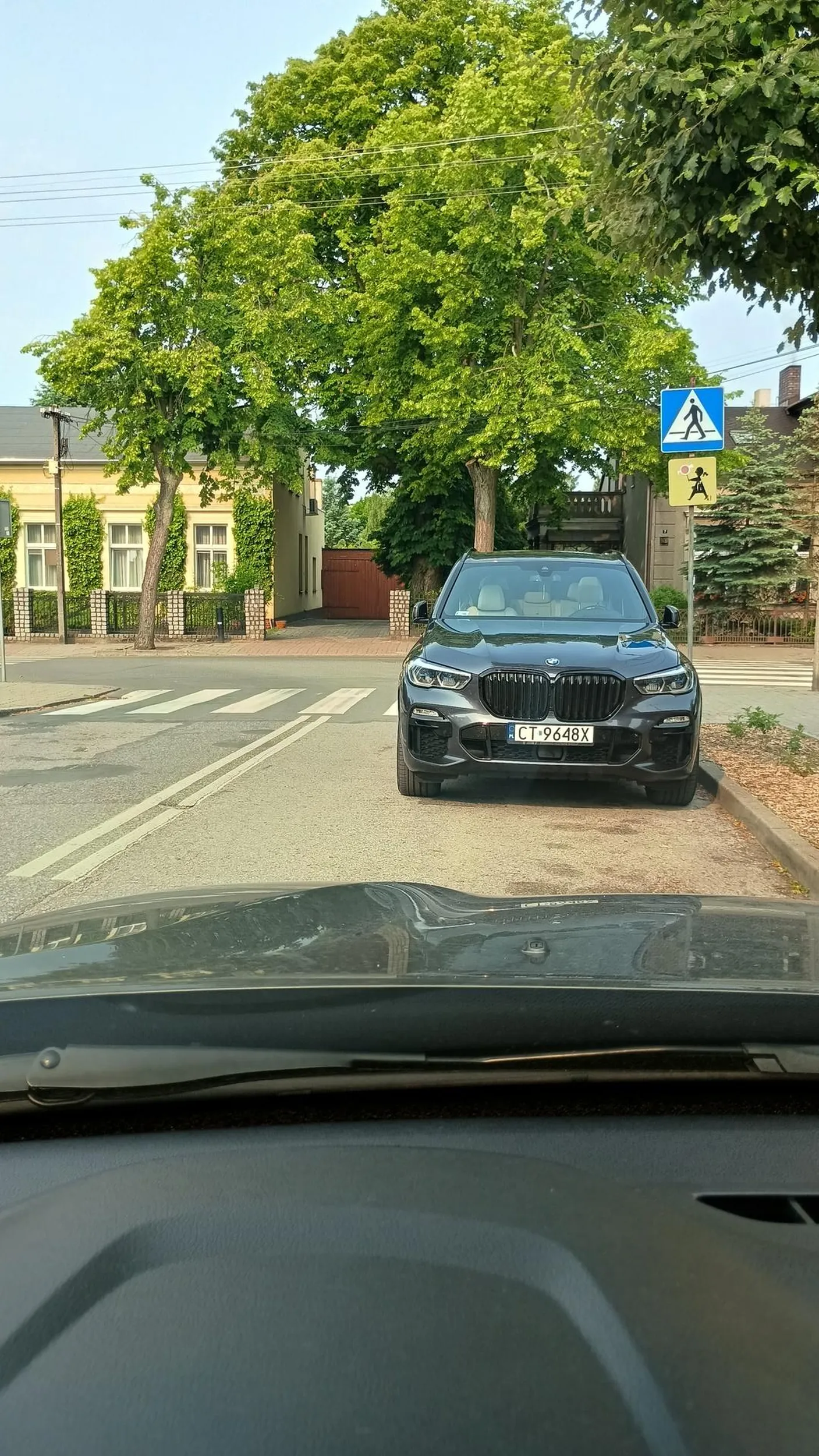 Parkowanie na przejściu dla pieszych