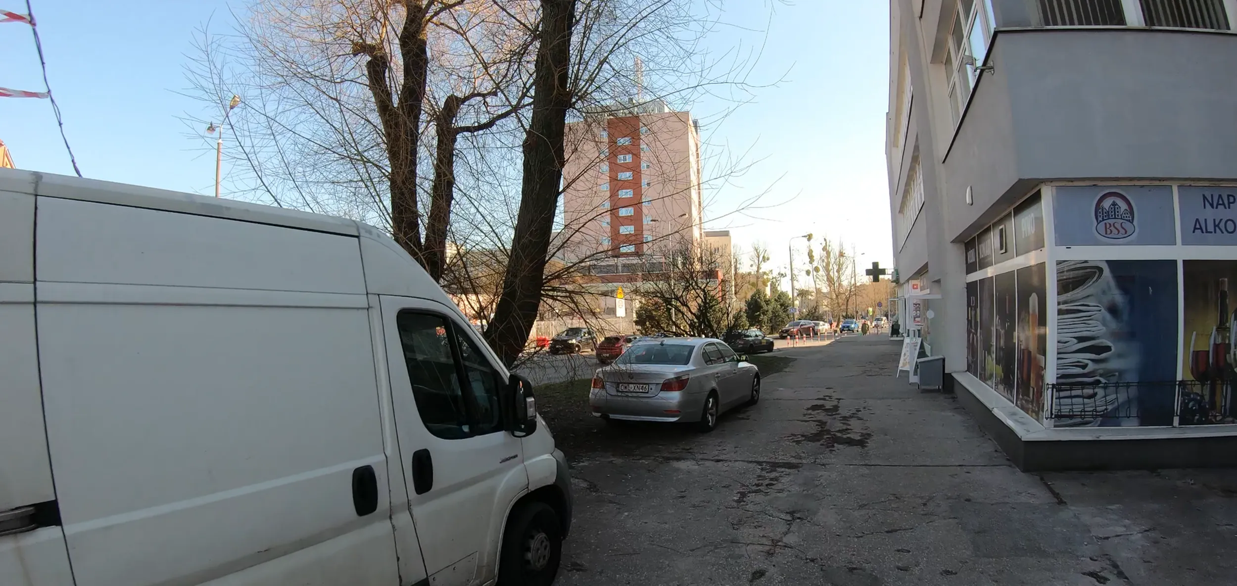 Nie polecam, jeździ po chodniku, razem z kolegą CNA29502