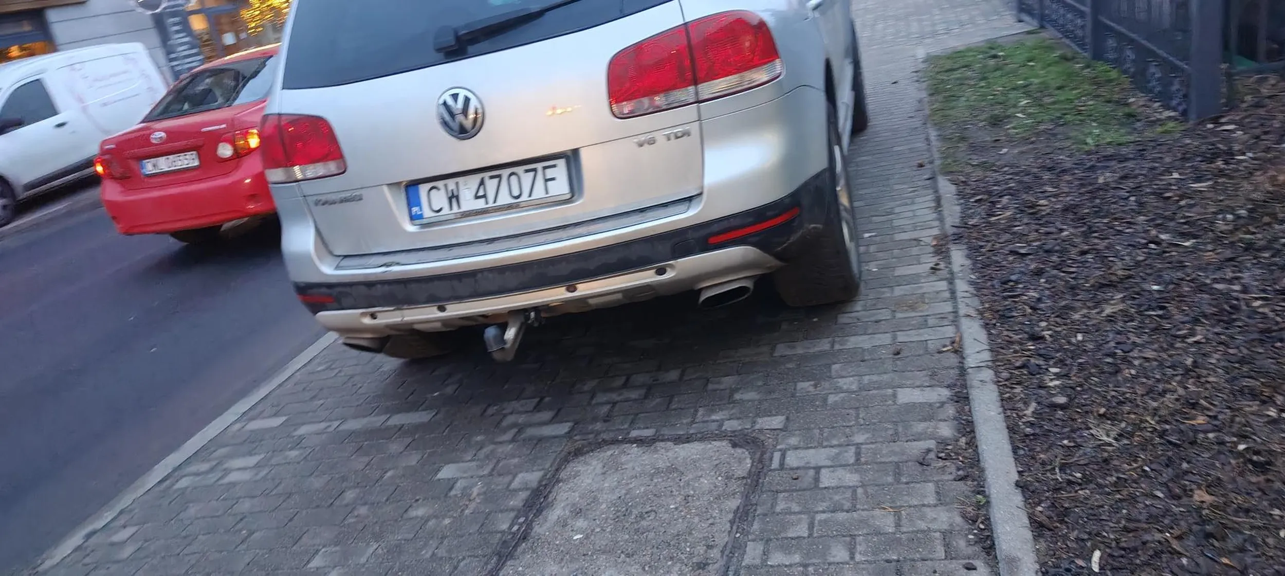 Pani ma w dupie pieszych ważne ze ona stoi