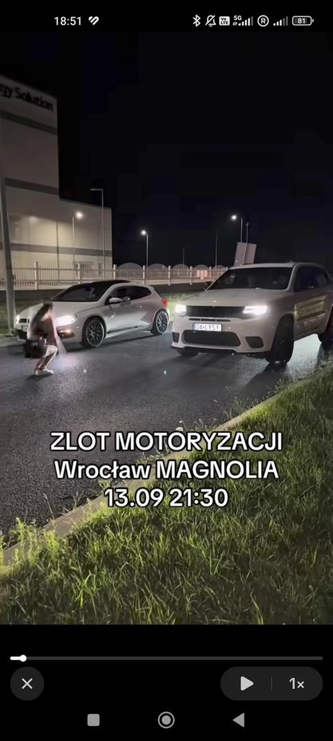 Pseudo kierowca tego auta bierze udział w nielegalnych wyścigach na drogach publicznych.