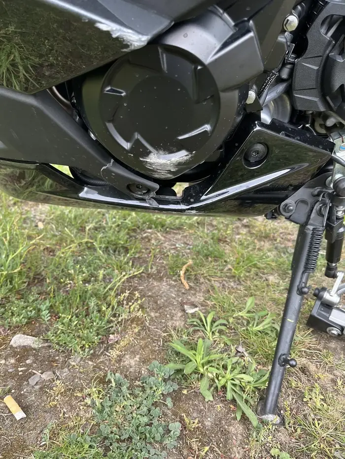 Dziadek cofa bez upewnienia czy coś za nim nie stoi