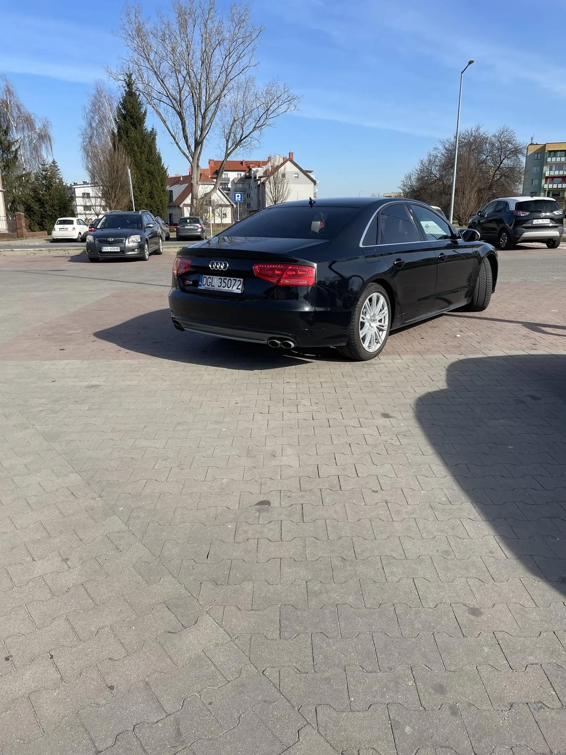 A sruuuu, 3 miejsca se zajmę bo do kibla do  ? muszę lecieć