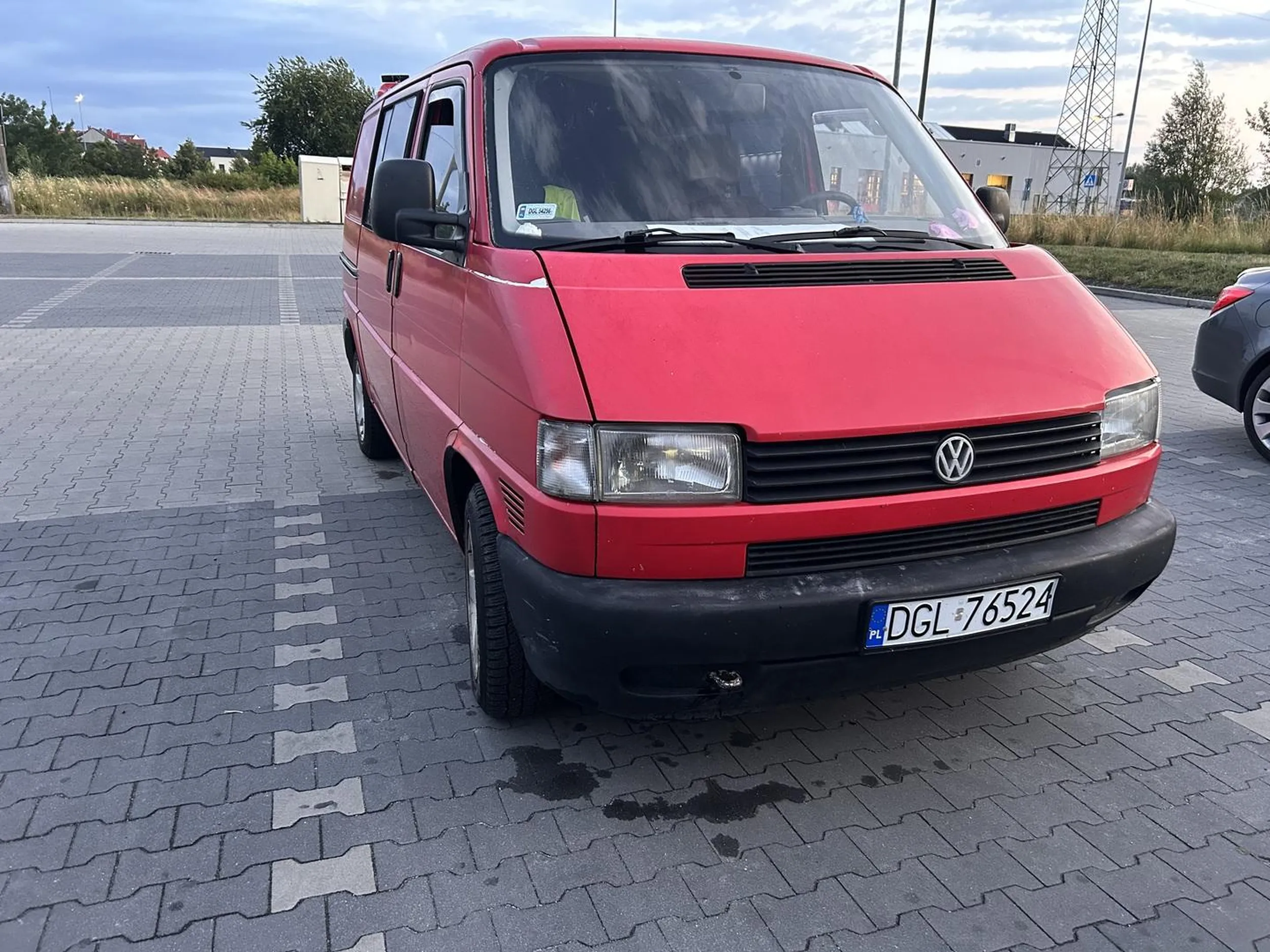 Kup sobie kolorowankę i poćwicz pozostawanie w liniach