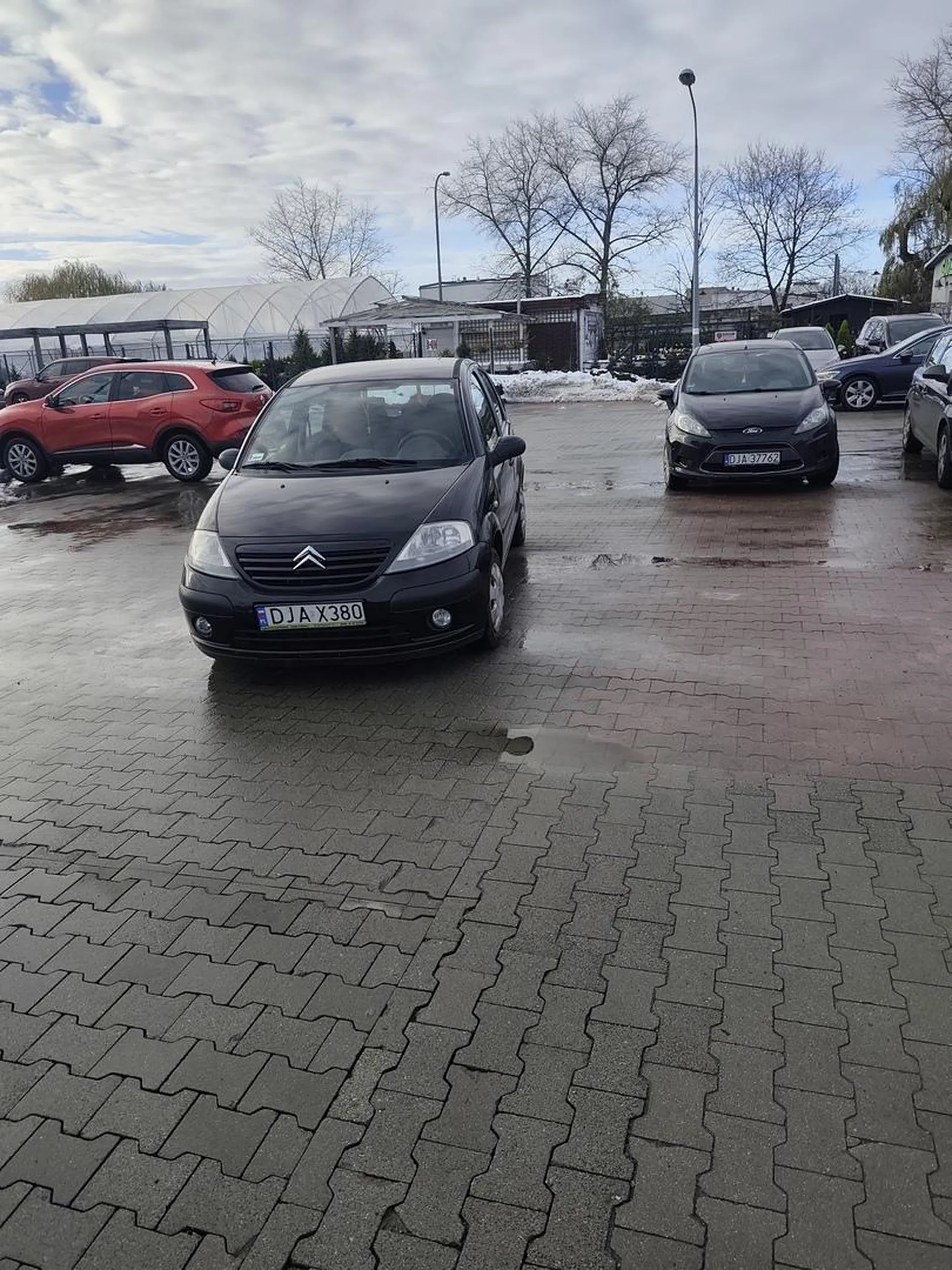 Było już na środku zaparkowac