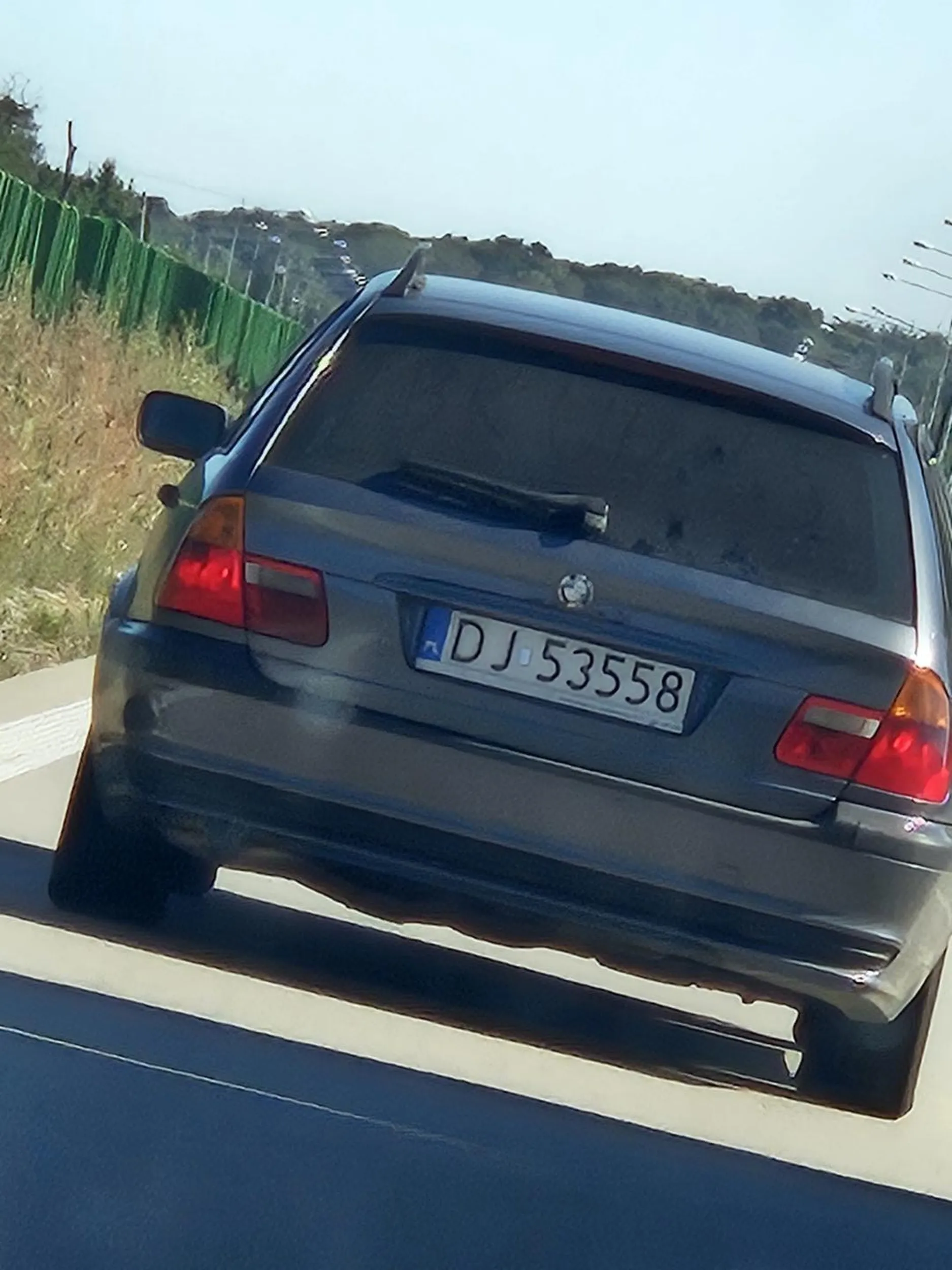 Kierunki w tym starym trupie nie działają?