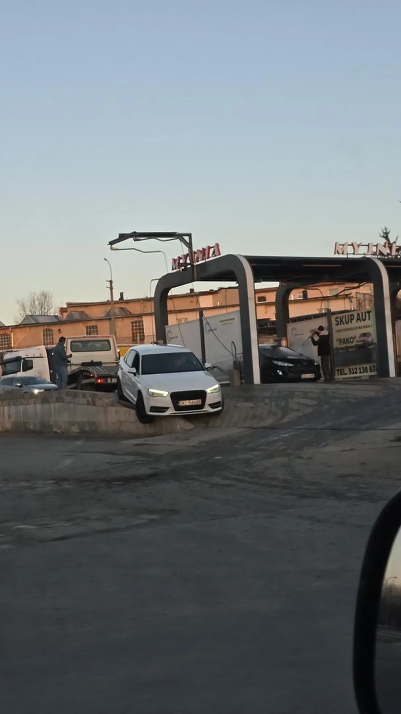 Mordo tu nie można parkować ?