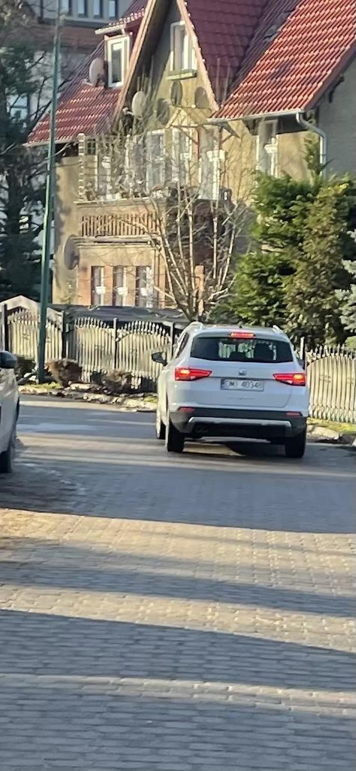 Stan umysłu kierowcy z DolnośląskiegoMiastaIdiotów podpowiada, że można jeździć jednokierunkową pod prąd ?