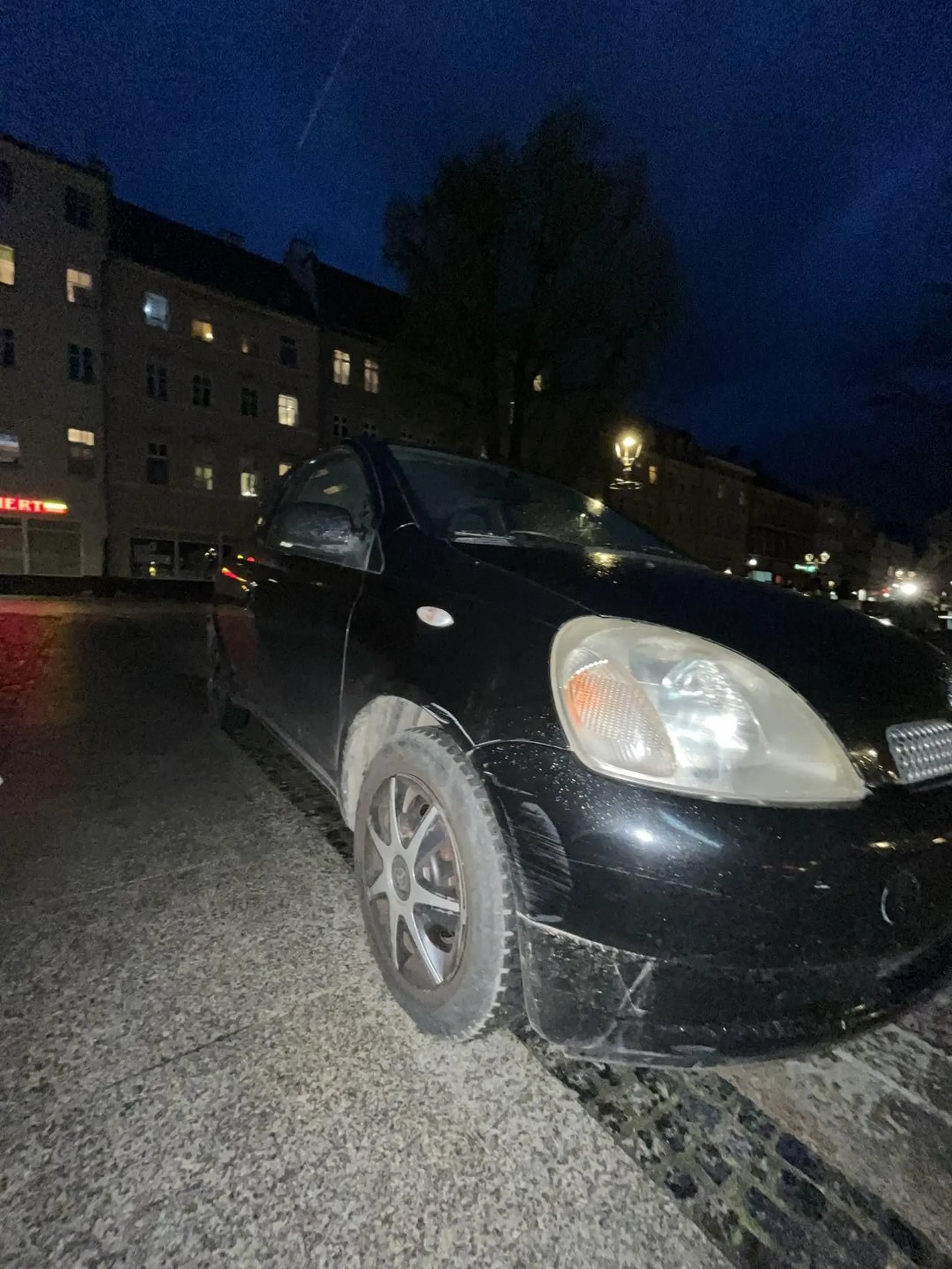 Ledwo spuścił ręczny z 2 a już 330 na liczniku