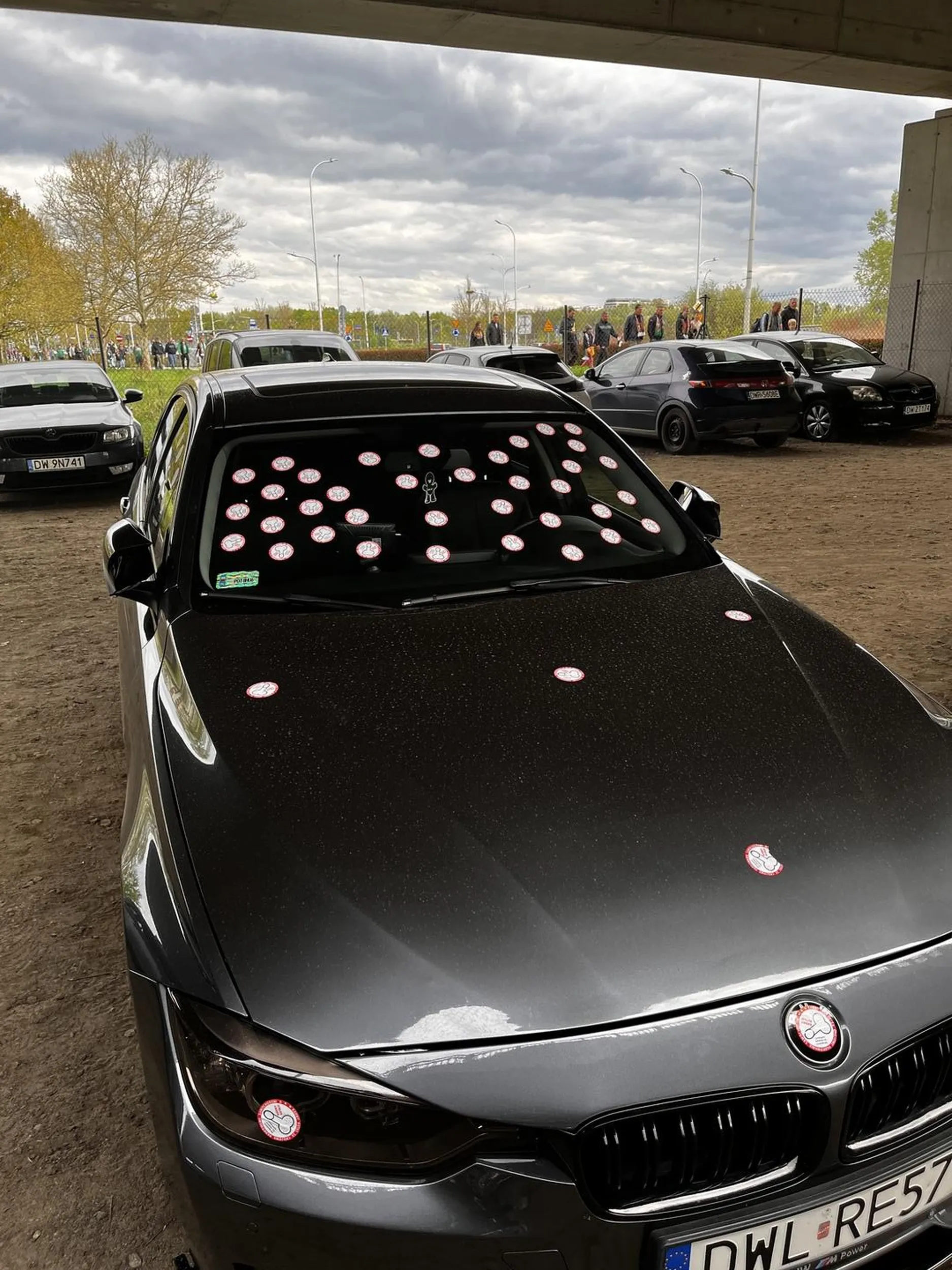 Pozdrawiam kierowce który zastawił mercedesa