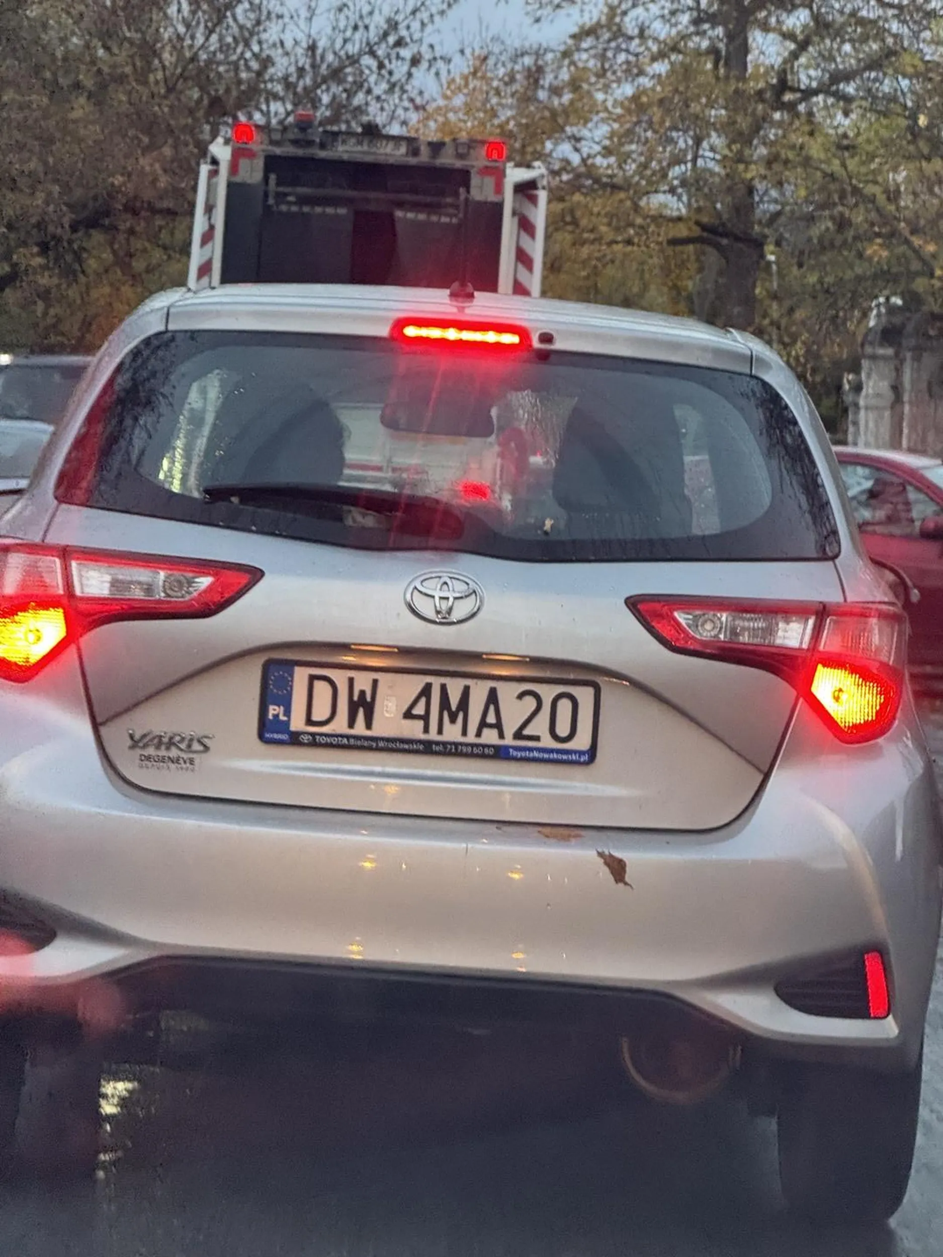 Pani powinna wrócić na kurs prawa jazdy jak nie umie się stosować do zasad ruchu drogowego