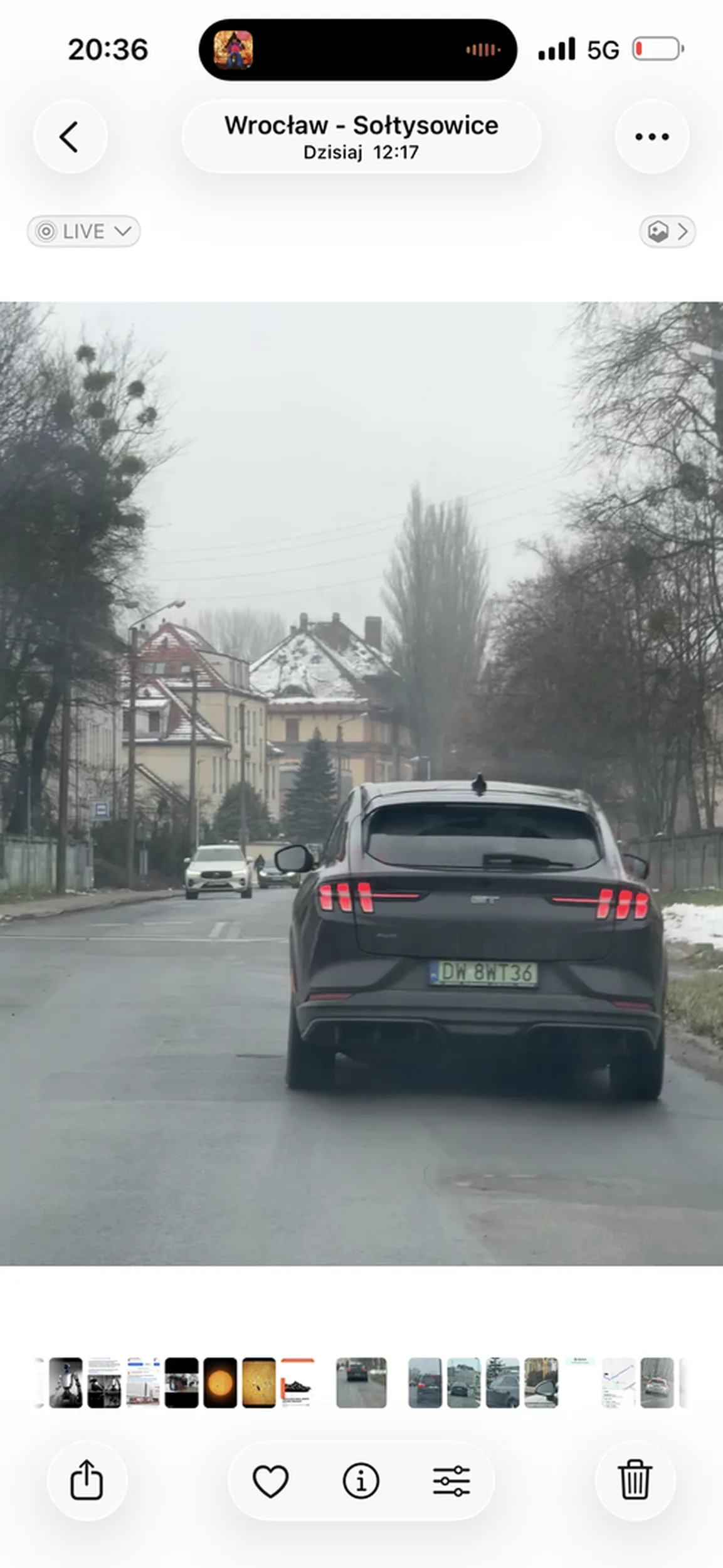 Niestabilny emocjonalnie kierowca, albo jedzie bardzo wolno, albo bardzo szybko, uwaga na niego