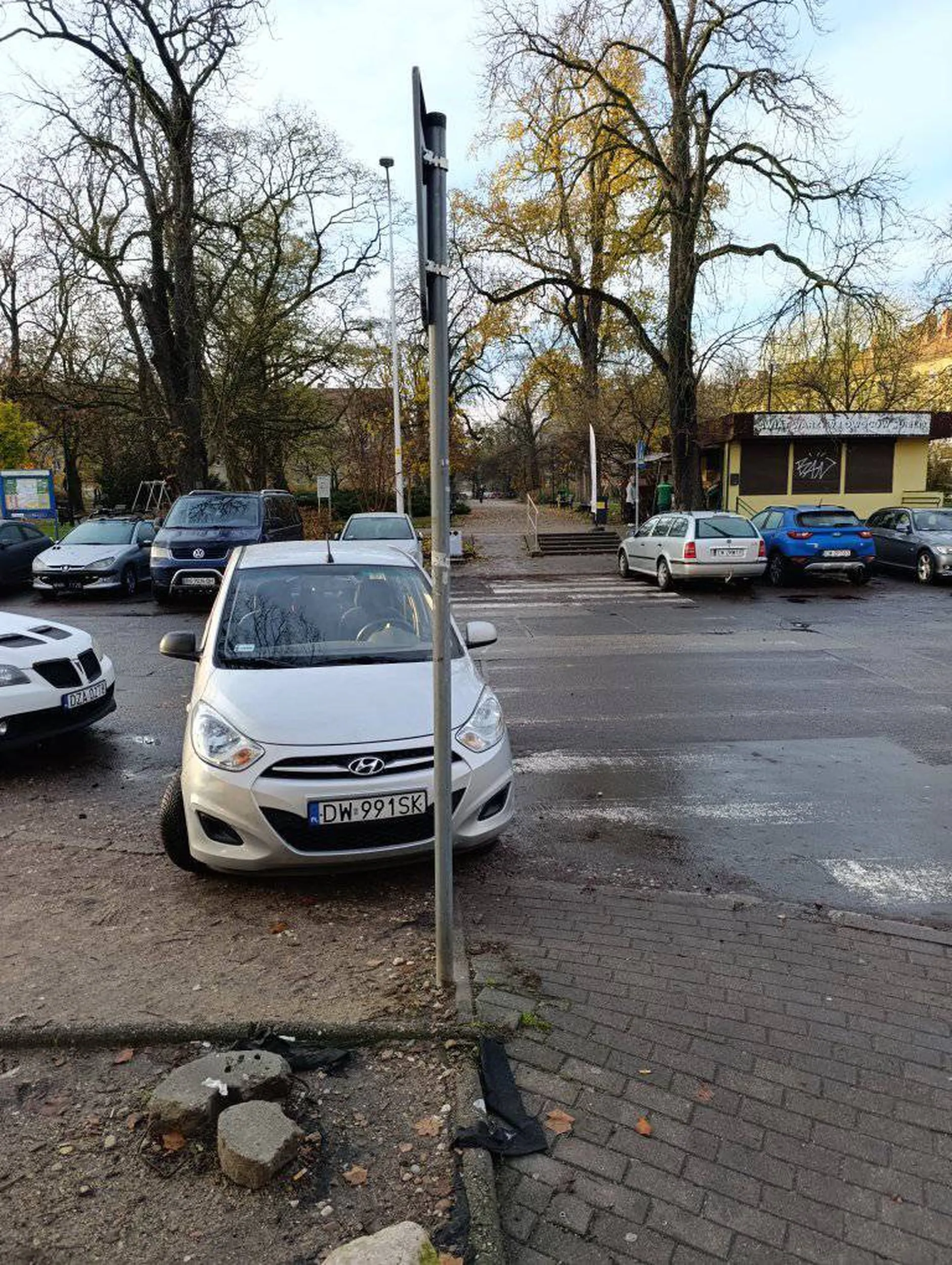 Kretyn przy przejściu