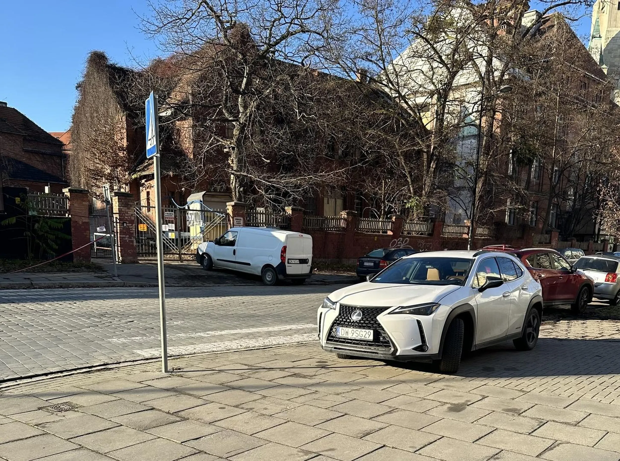 Mam drogie auto i wszystko mi wolno ???