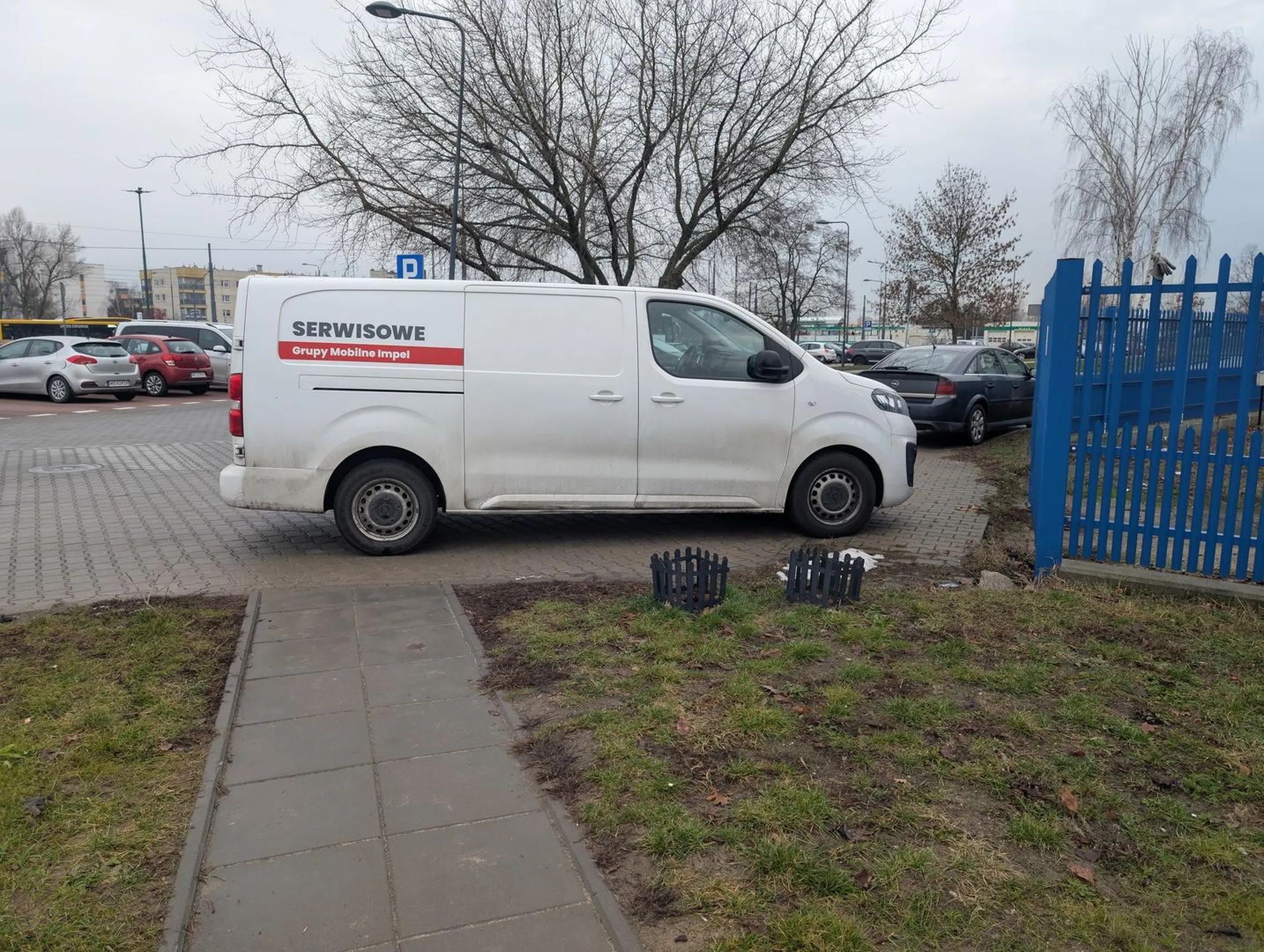 Zablokował wyjście ze szkoły