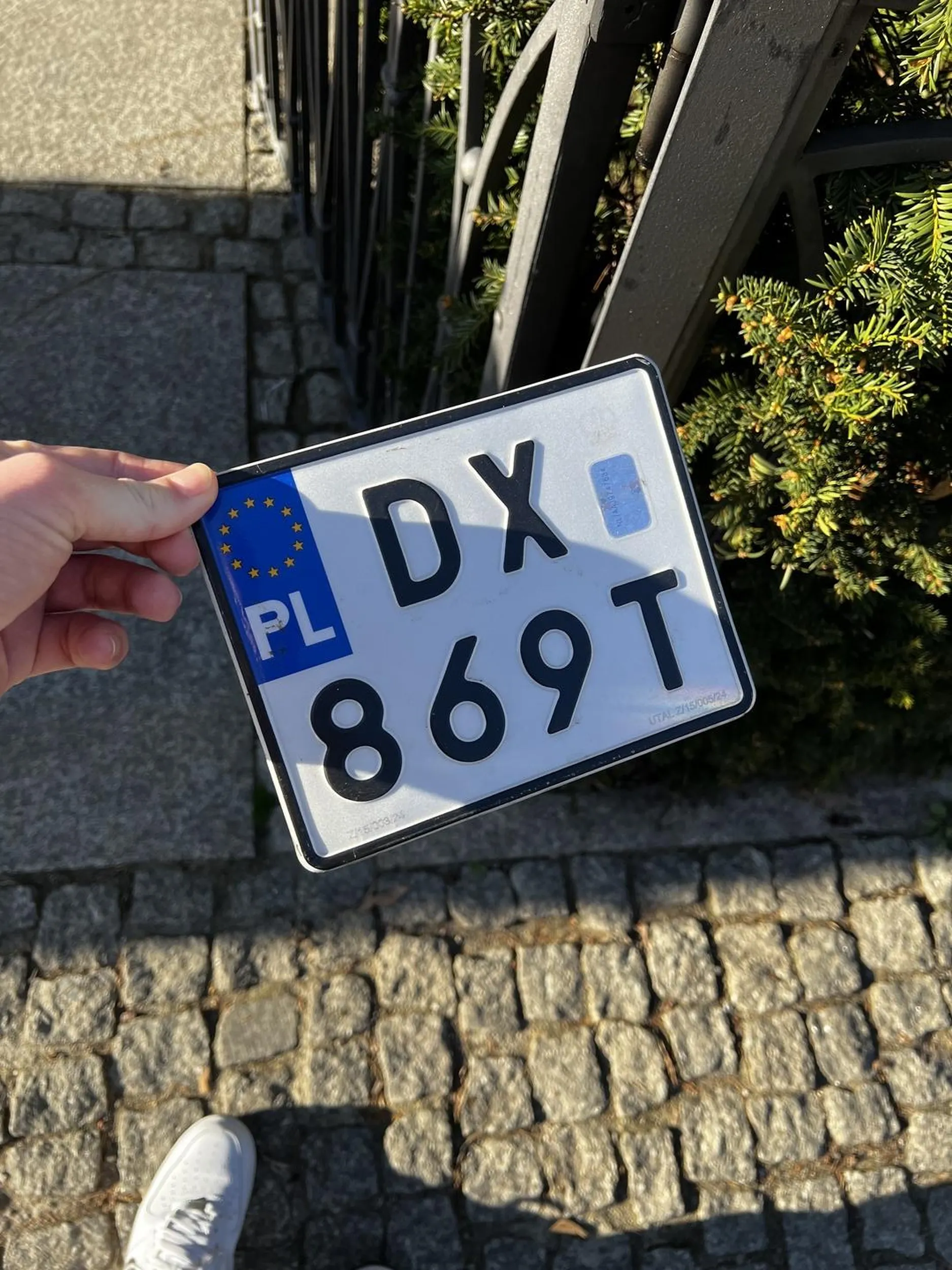 Tablica strzegąca posesji