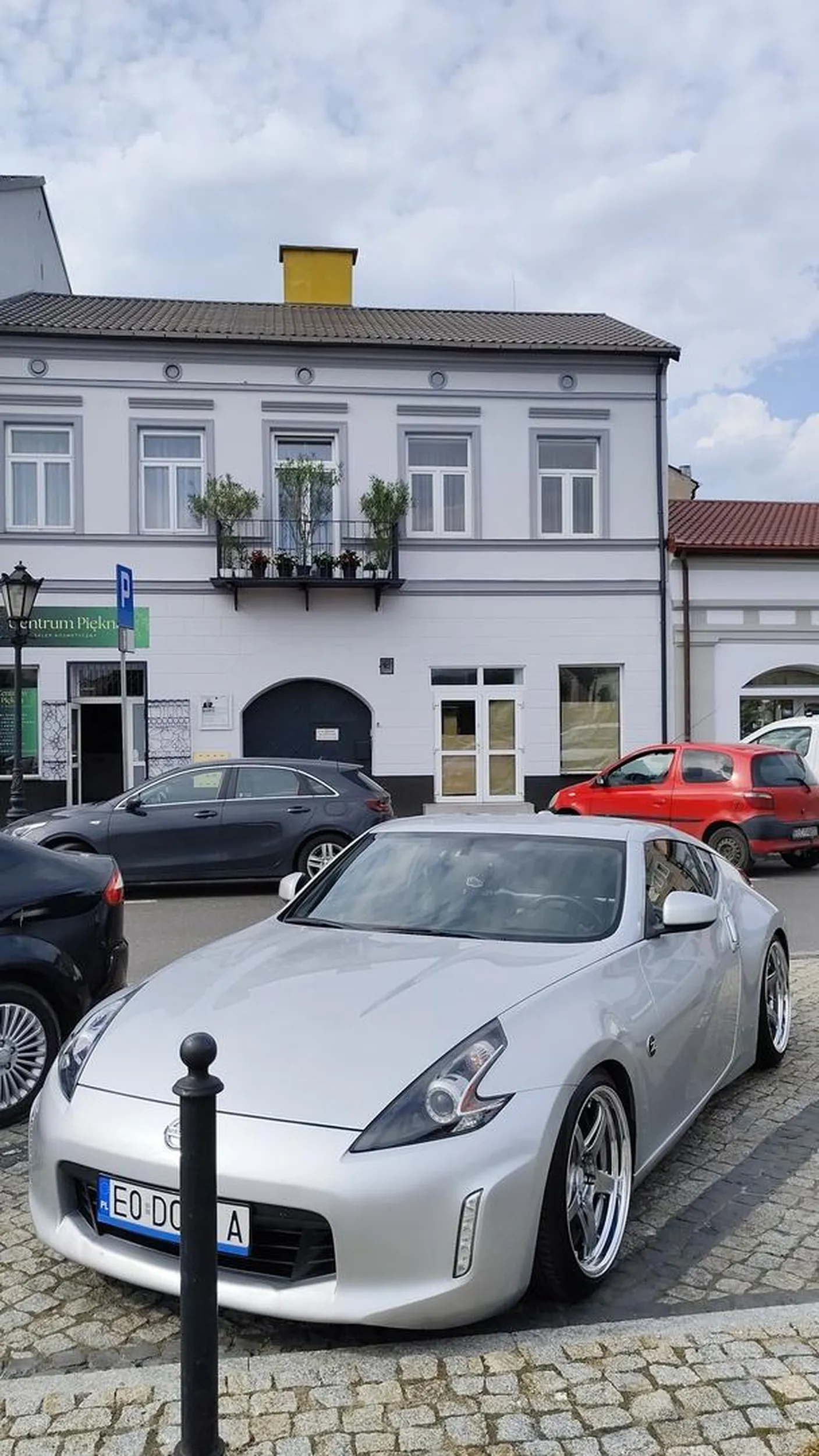 Niezły Nissan, ładnie siedzi. Pozdro Łowicz