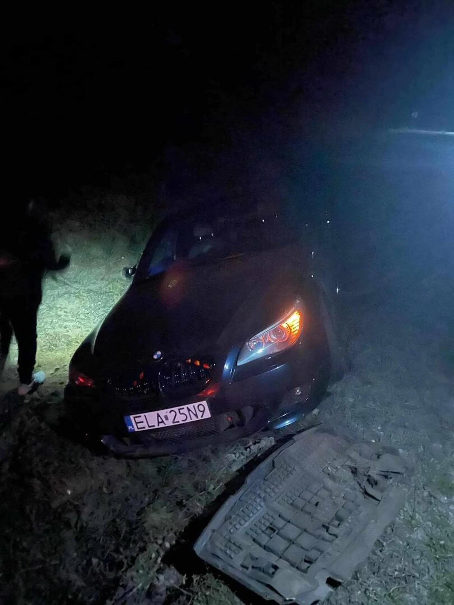 Tutaj się nie parkuje i właściciel podobno wymusza ubezpieczenie