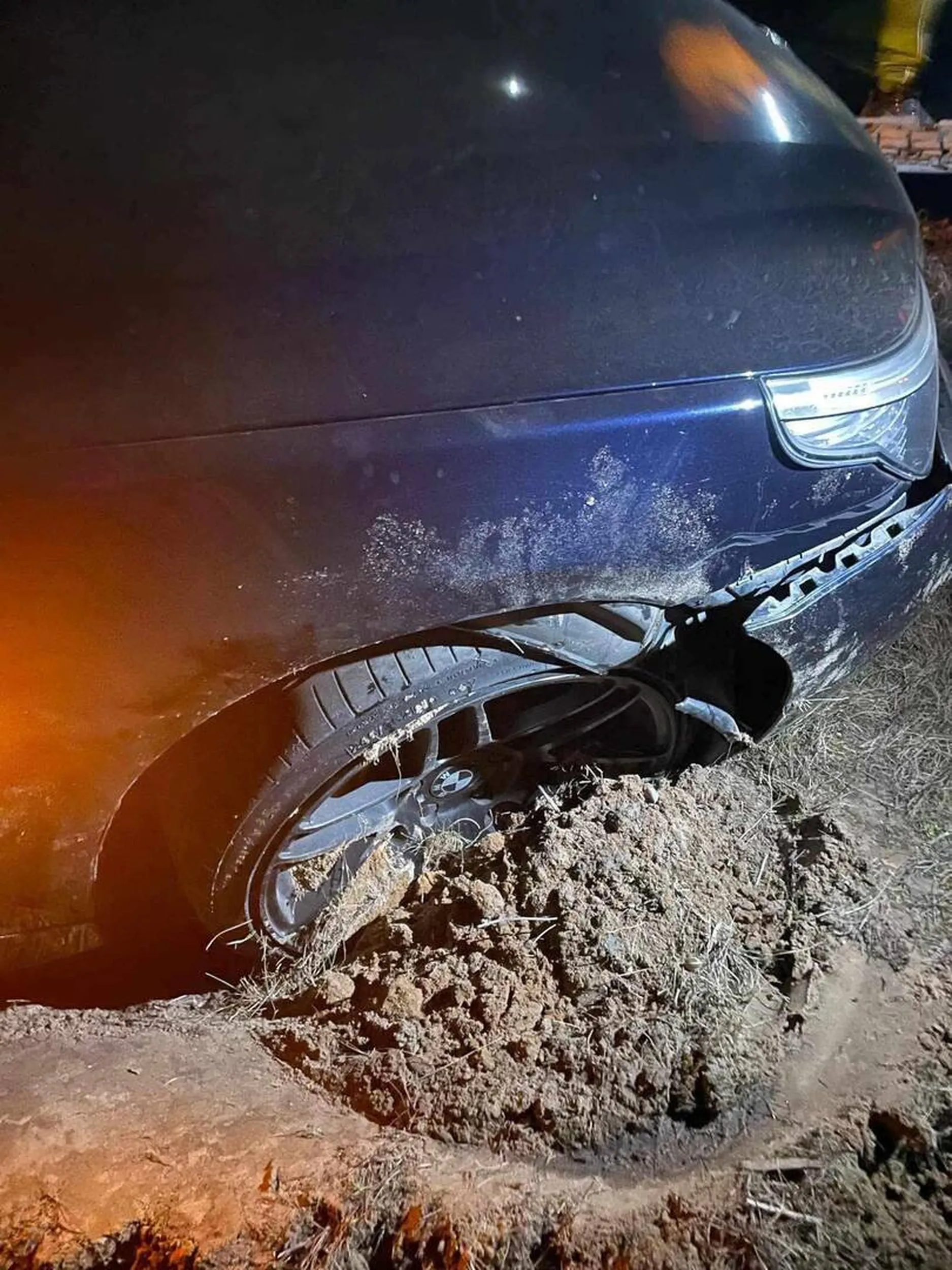 Tutaj się nie parkuje i właściciel podobno wymusza ubezpieczenie