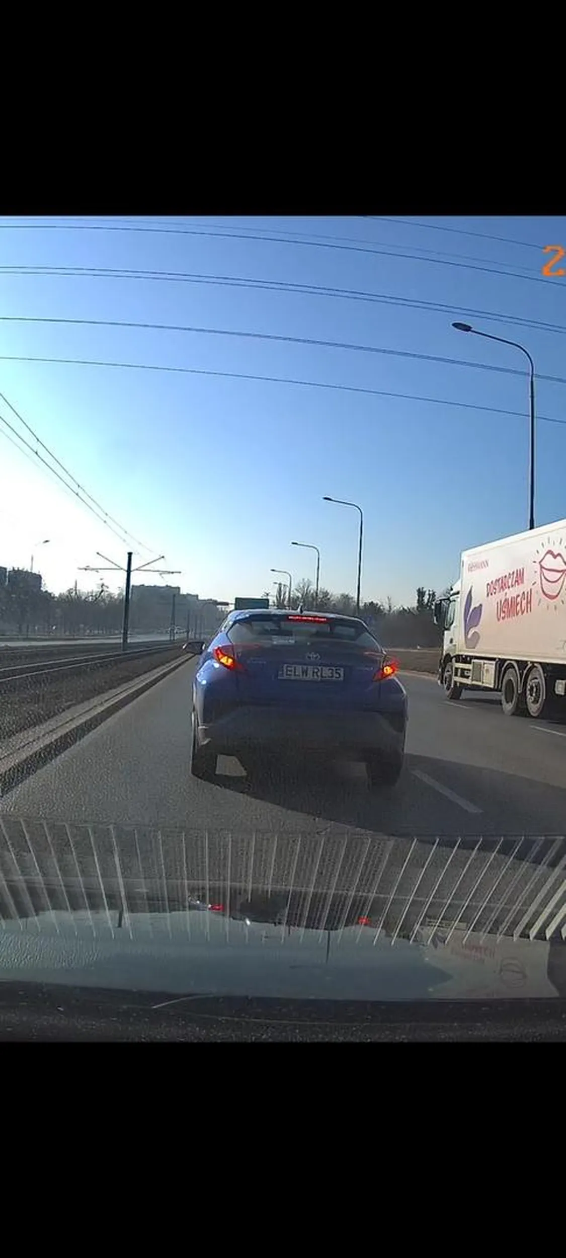 Pe*dał zajeżdża ludziom drogę